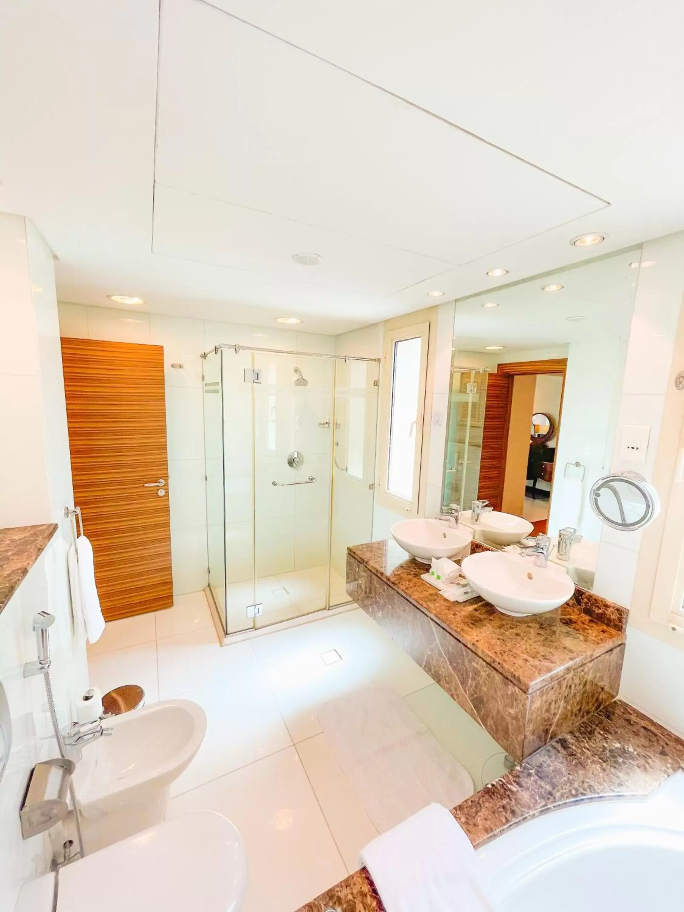 Bathroom in Swissôtel Al Murooj Dubai