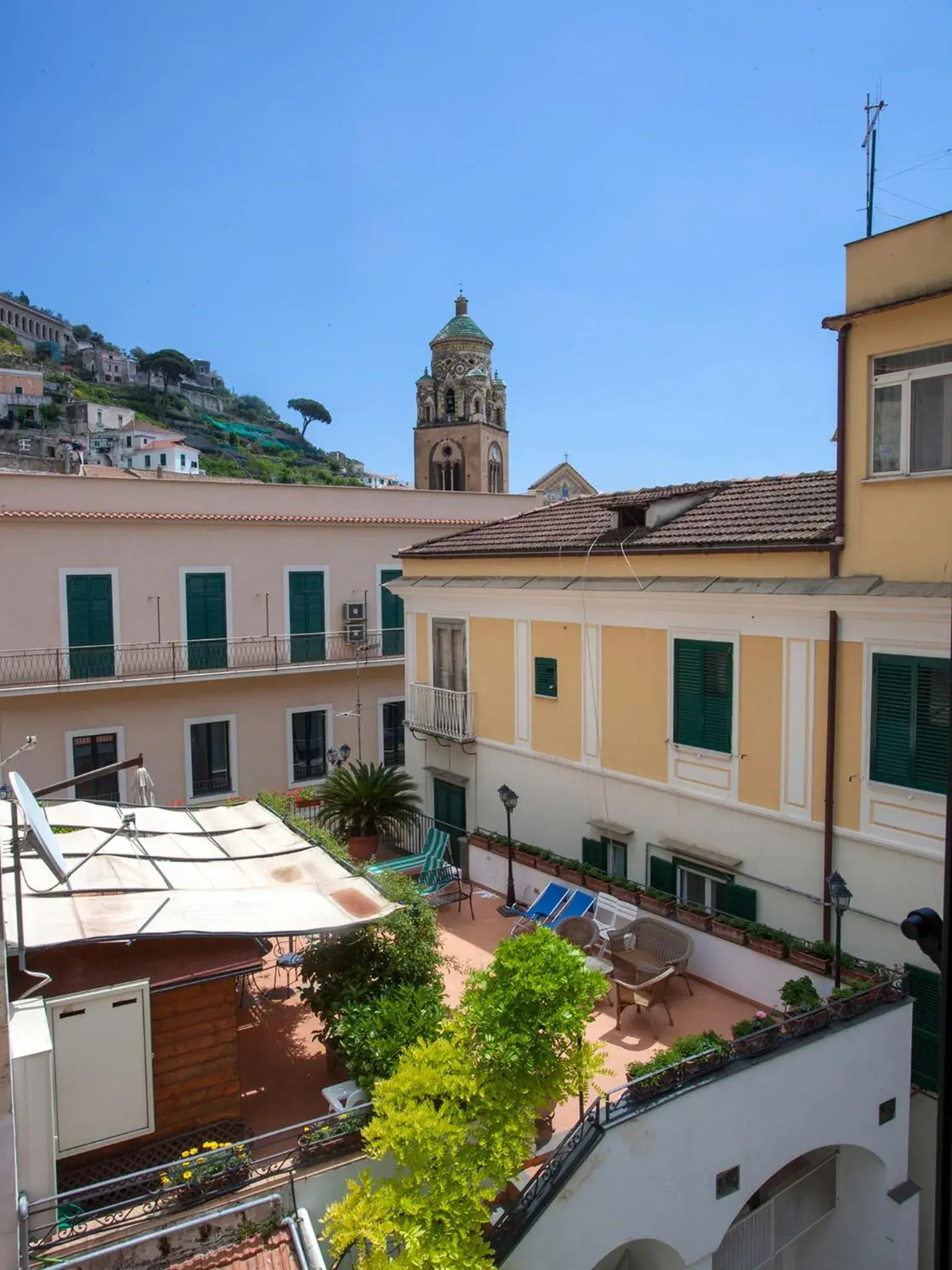 Balcony/Terrace, Pool View in Hotel Amalfi