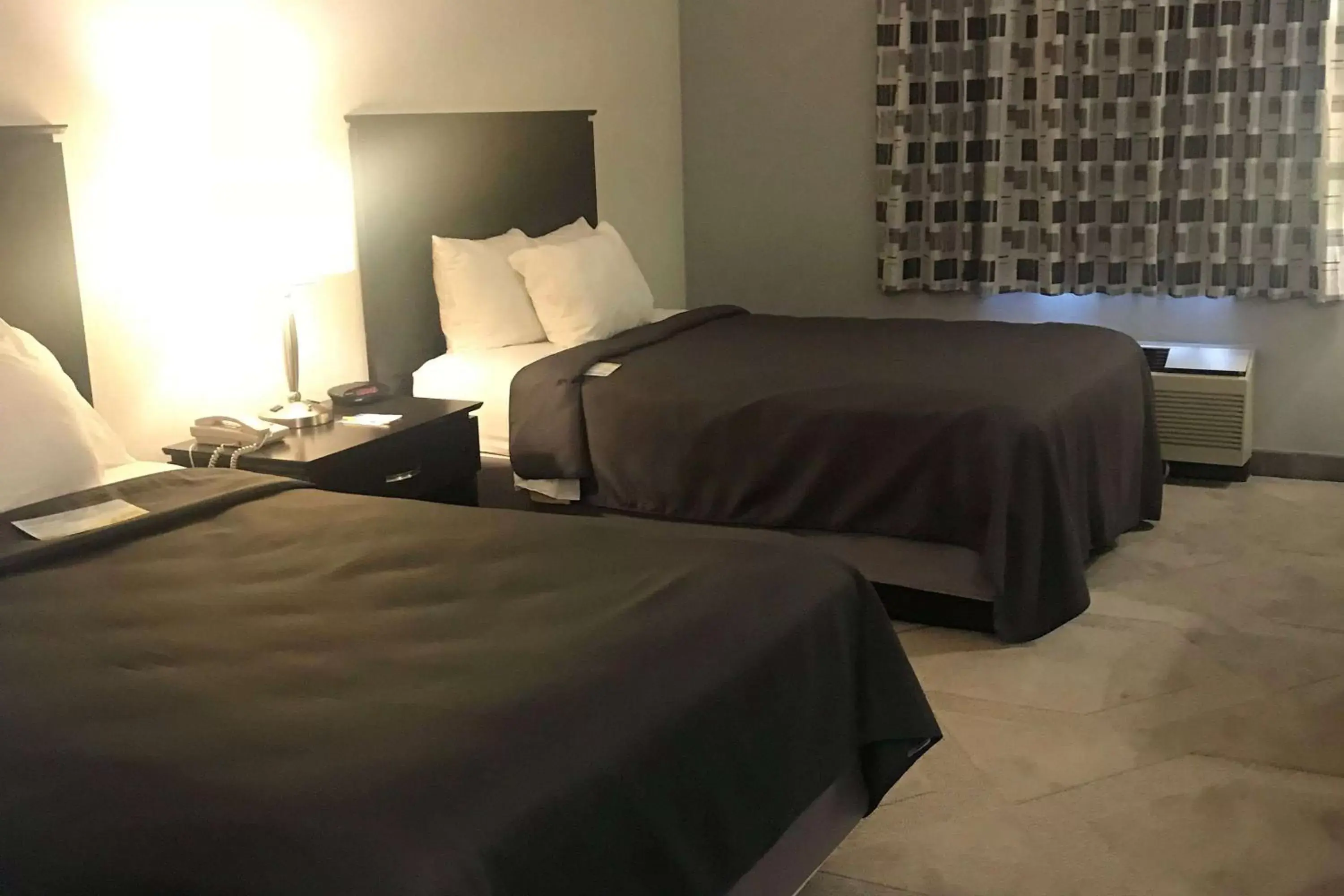 Photo of the whole room in Days Inn by Wyndham Conneaut Photo of the whole room in Days Inn by Wyndham Conneaut