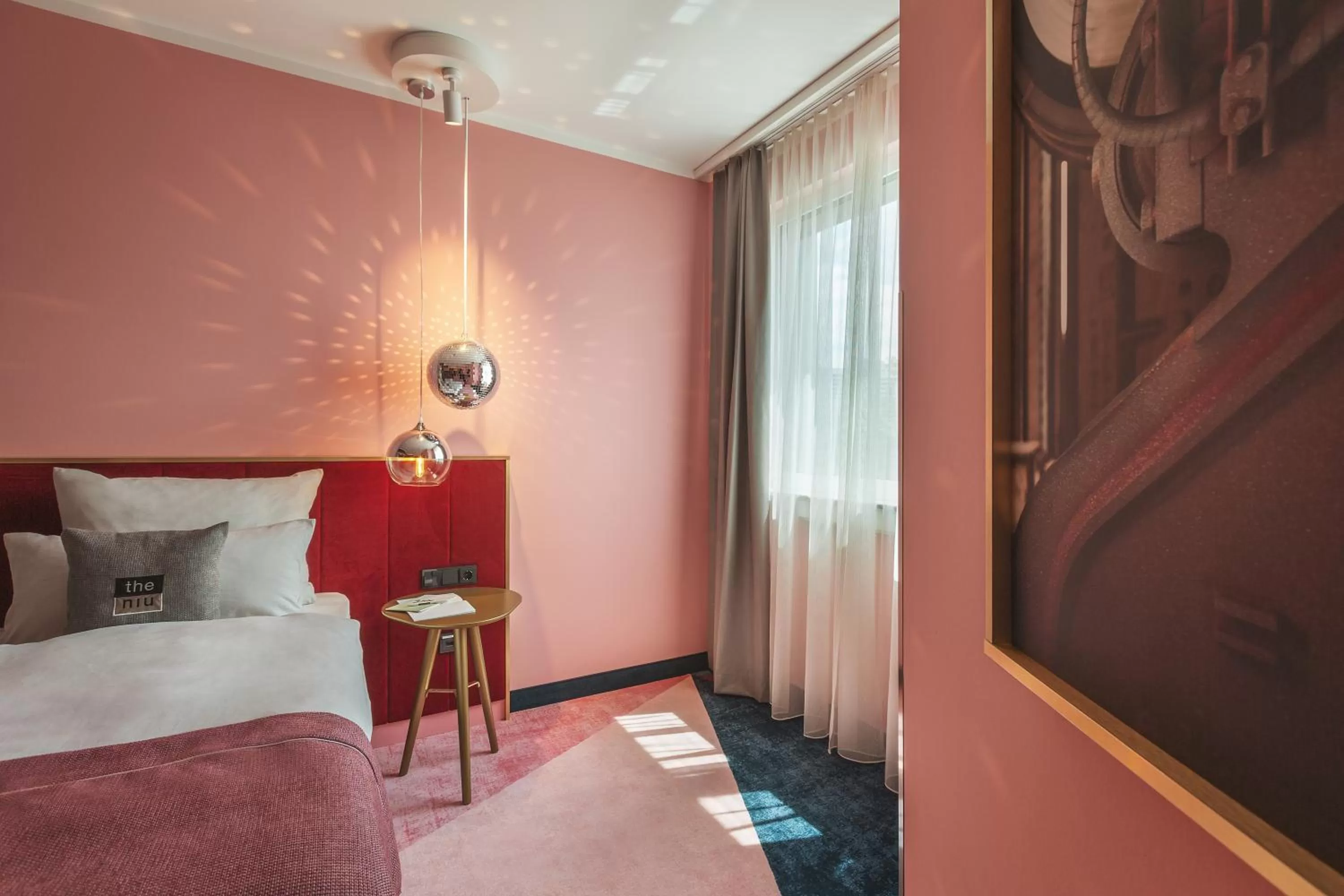 Photo of the whole room, Bed in Holiday Inn - the niu, Loco Munich North by IHG