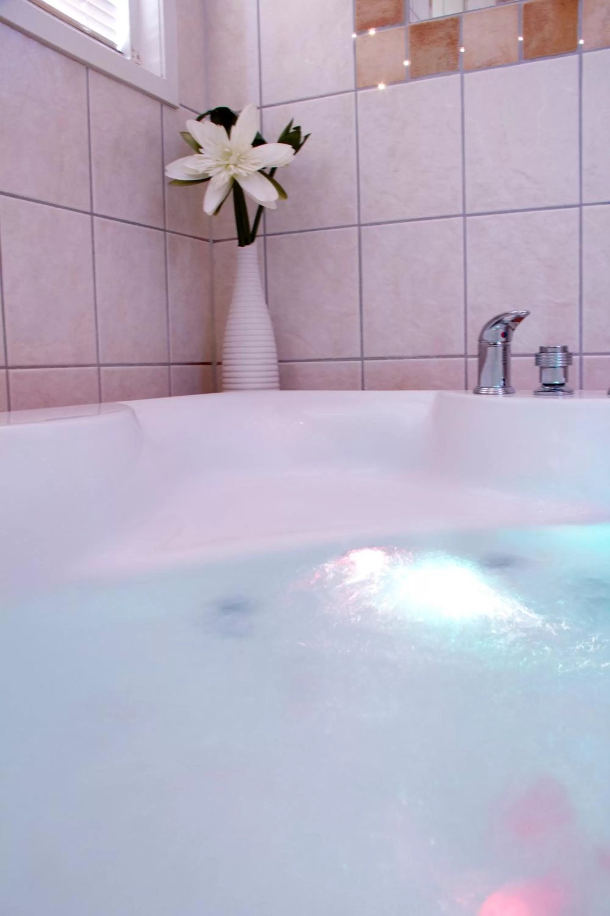 Bathroom in Treetop Spa Hangout & Hotel