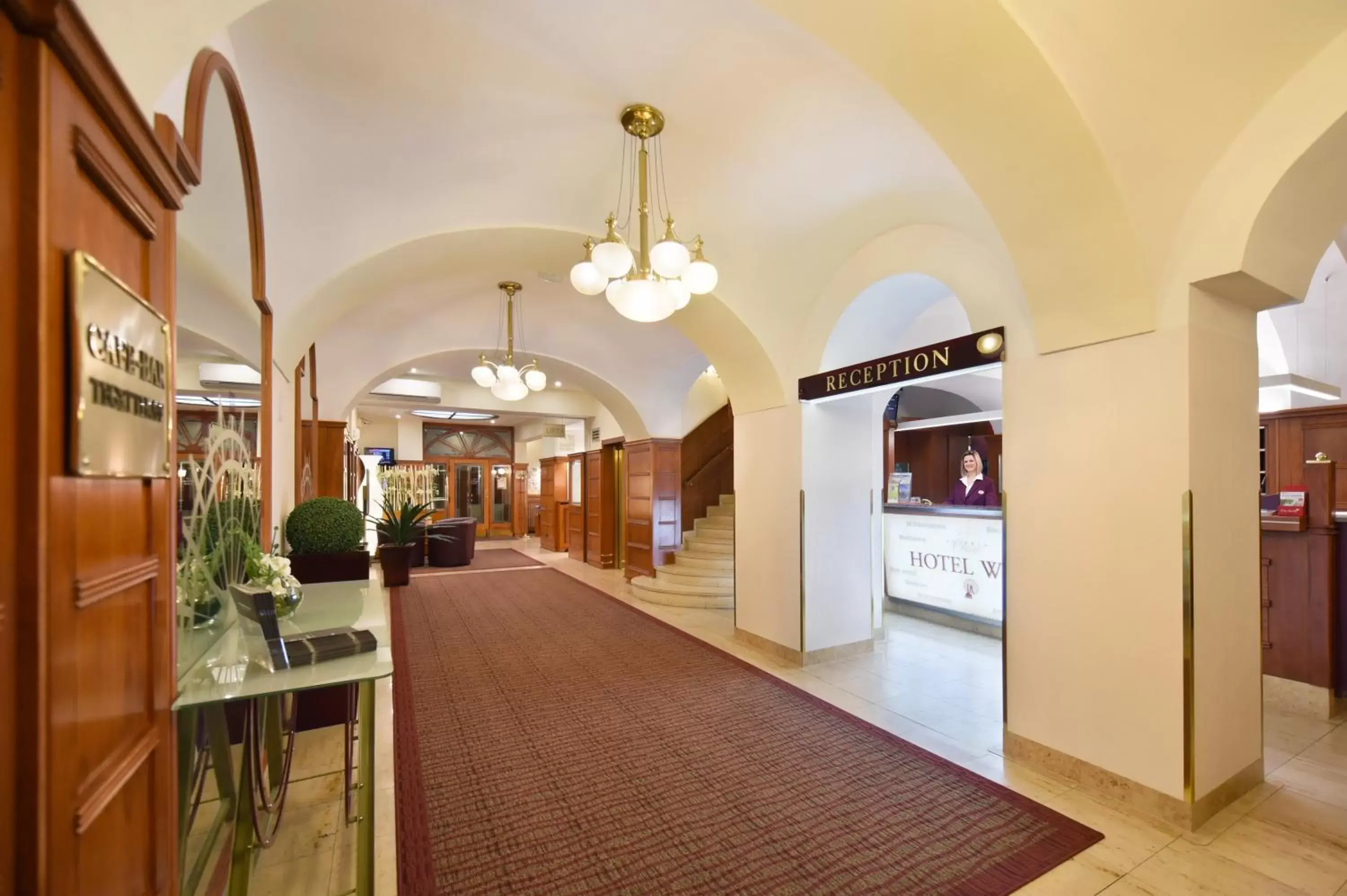 Lobby or reception in Austria Classic Hotel Wien