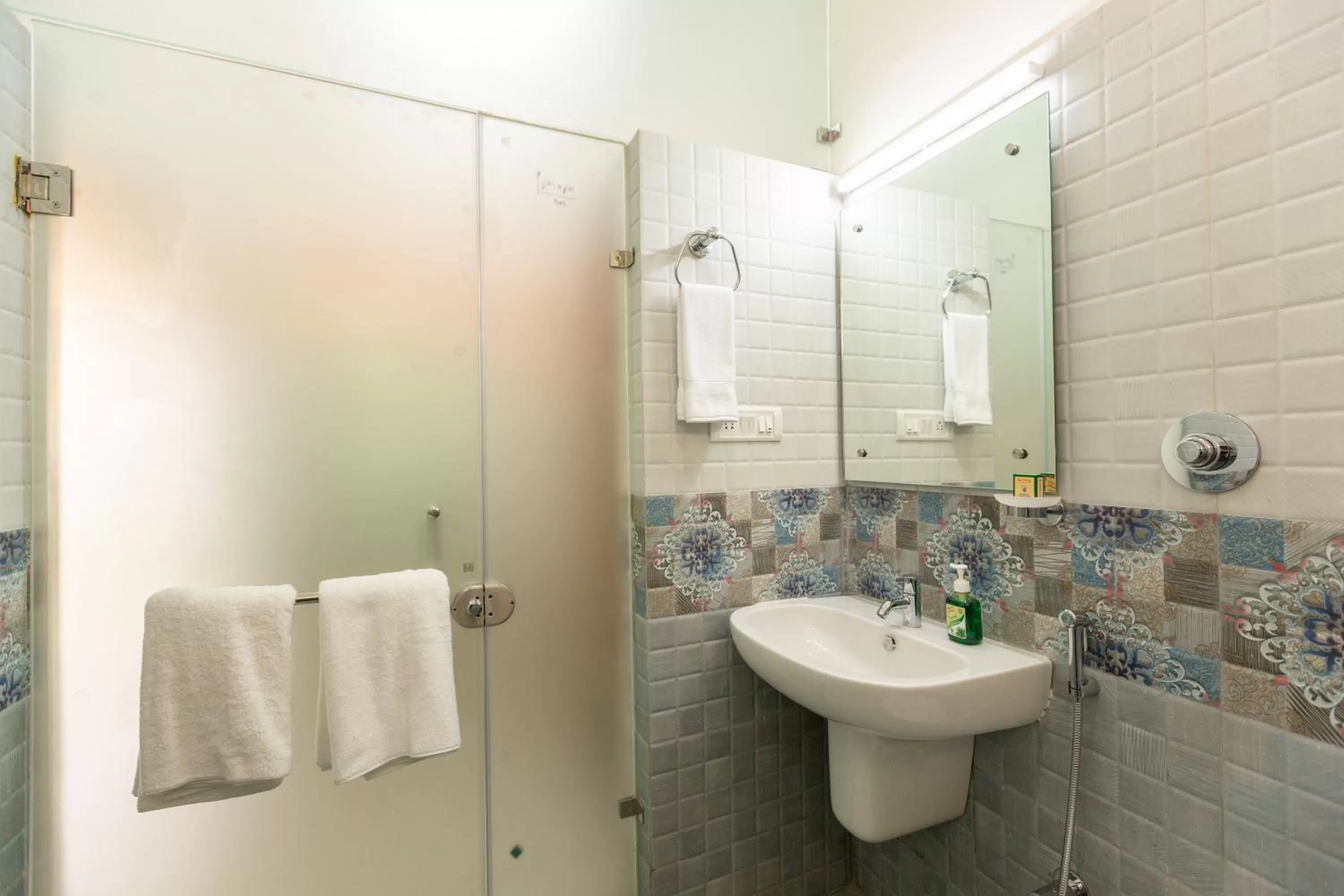 KSTDC Hotel Mayura Adilshahi Bijapur