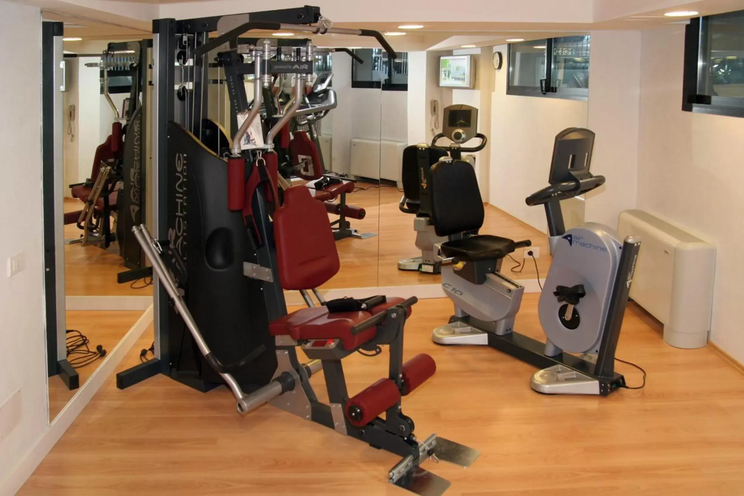 Fitness centre/facilities, Fitness Center/Facilities in Hotel Imperiale Rimini & SPA