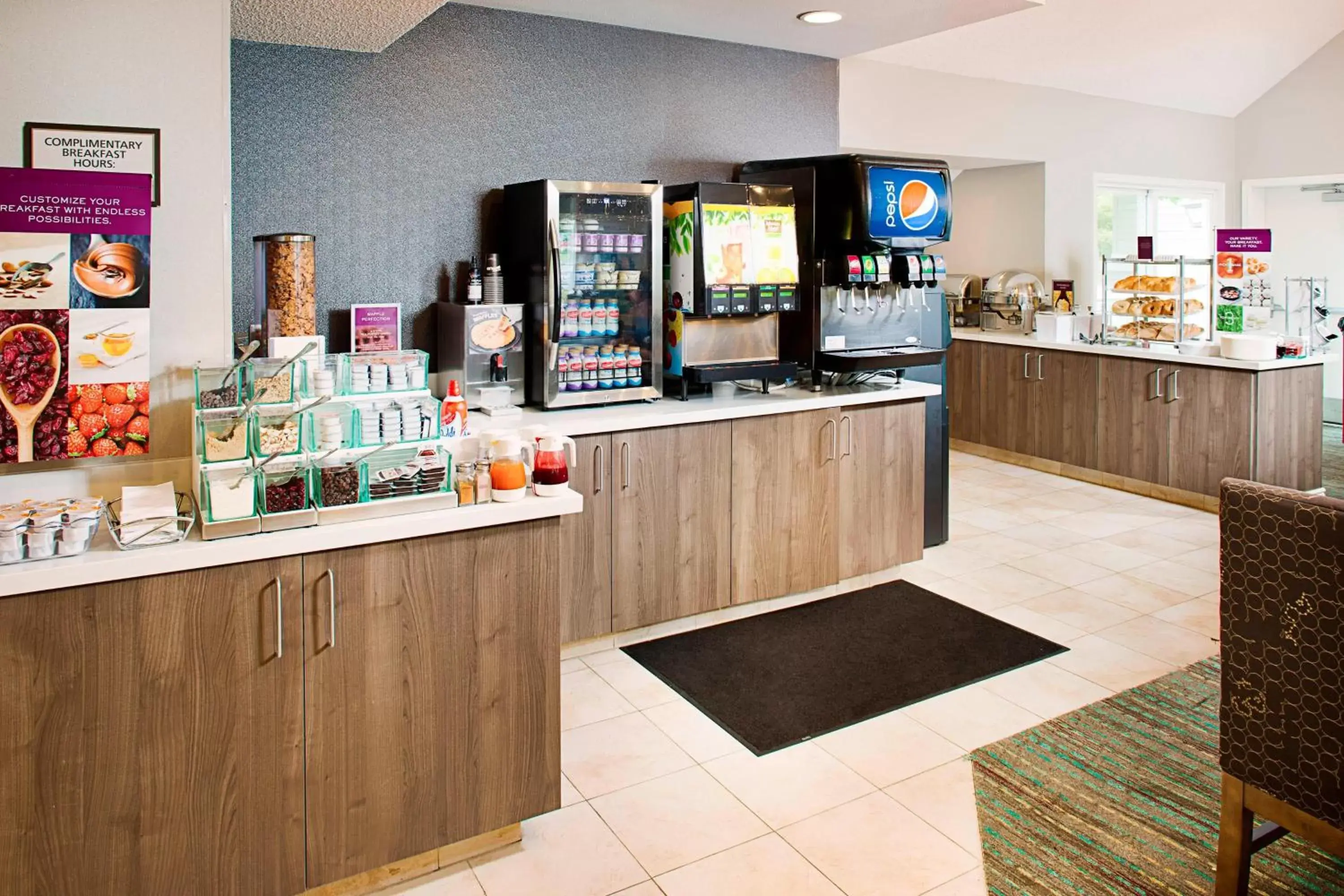 Breakfast in Residence Inn by Marriott Seattle/Bellevue