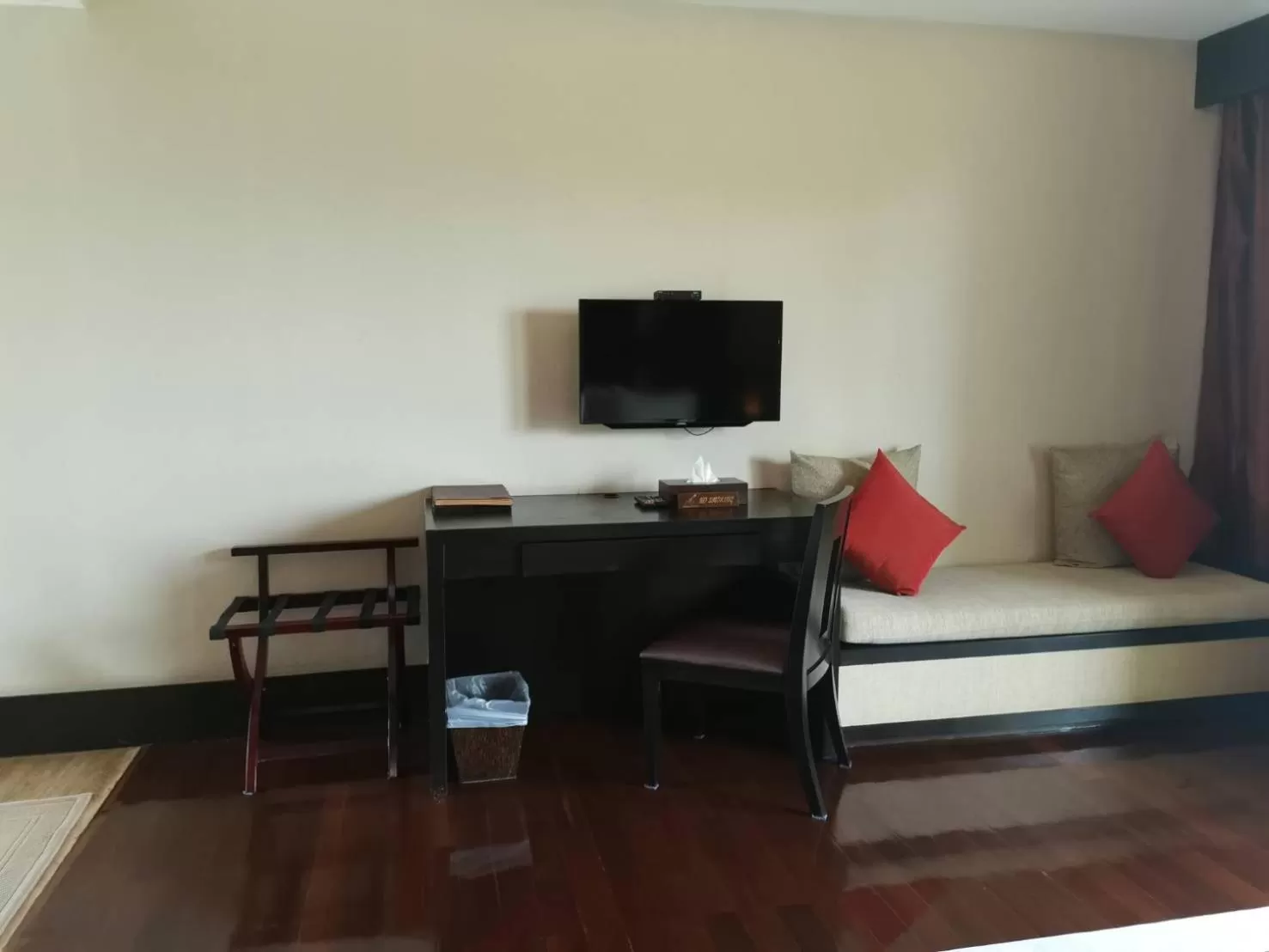 TV and multimedia in Yodia Heritage Hotel