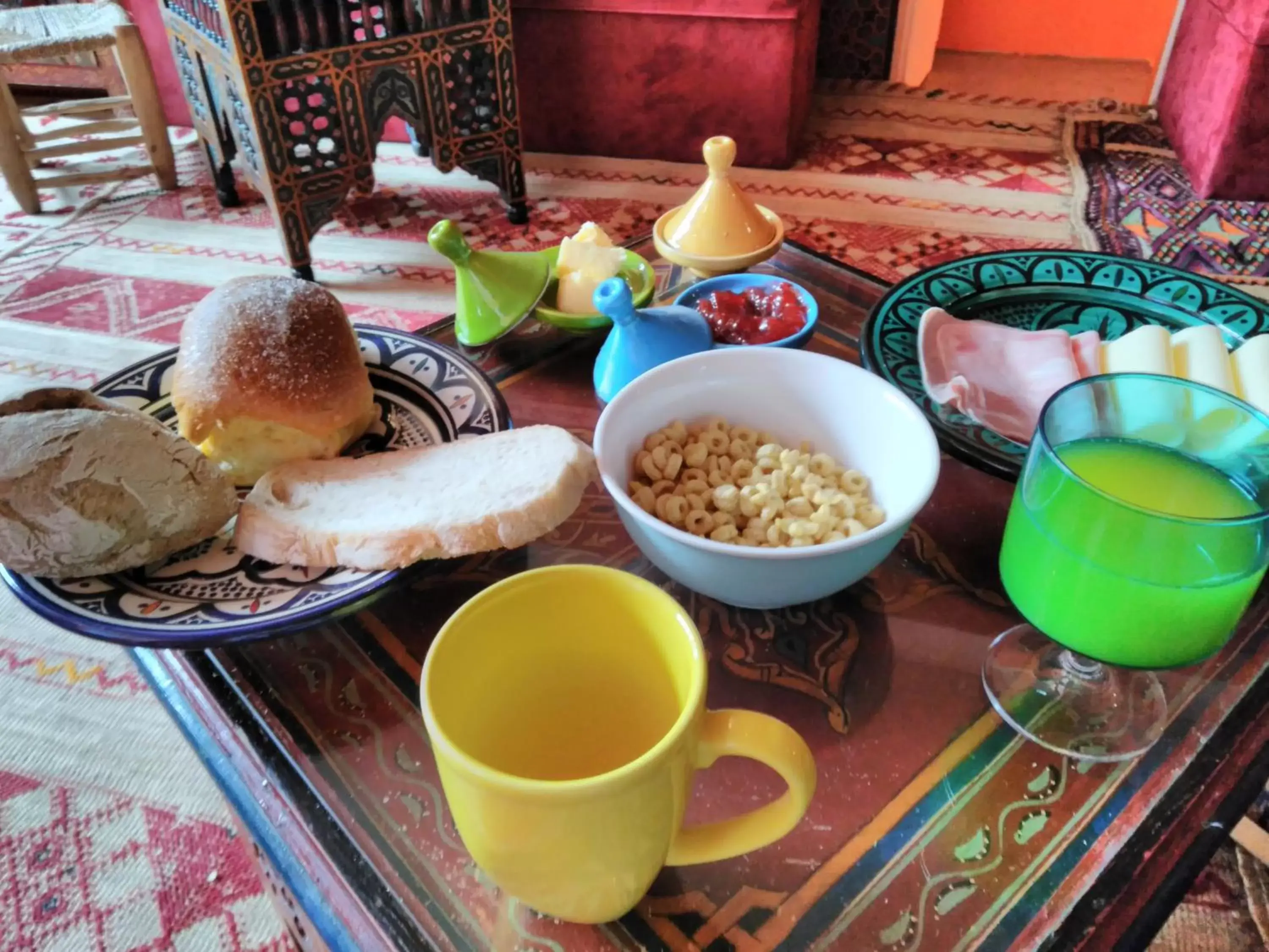 Breakfast in Porto Riad - Guest House