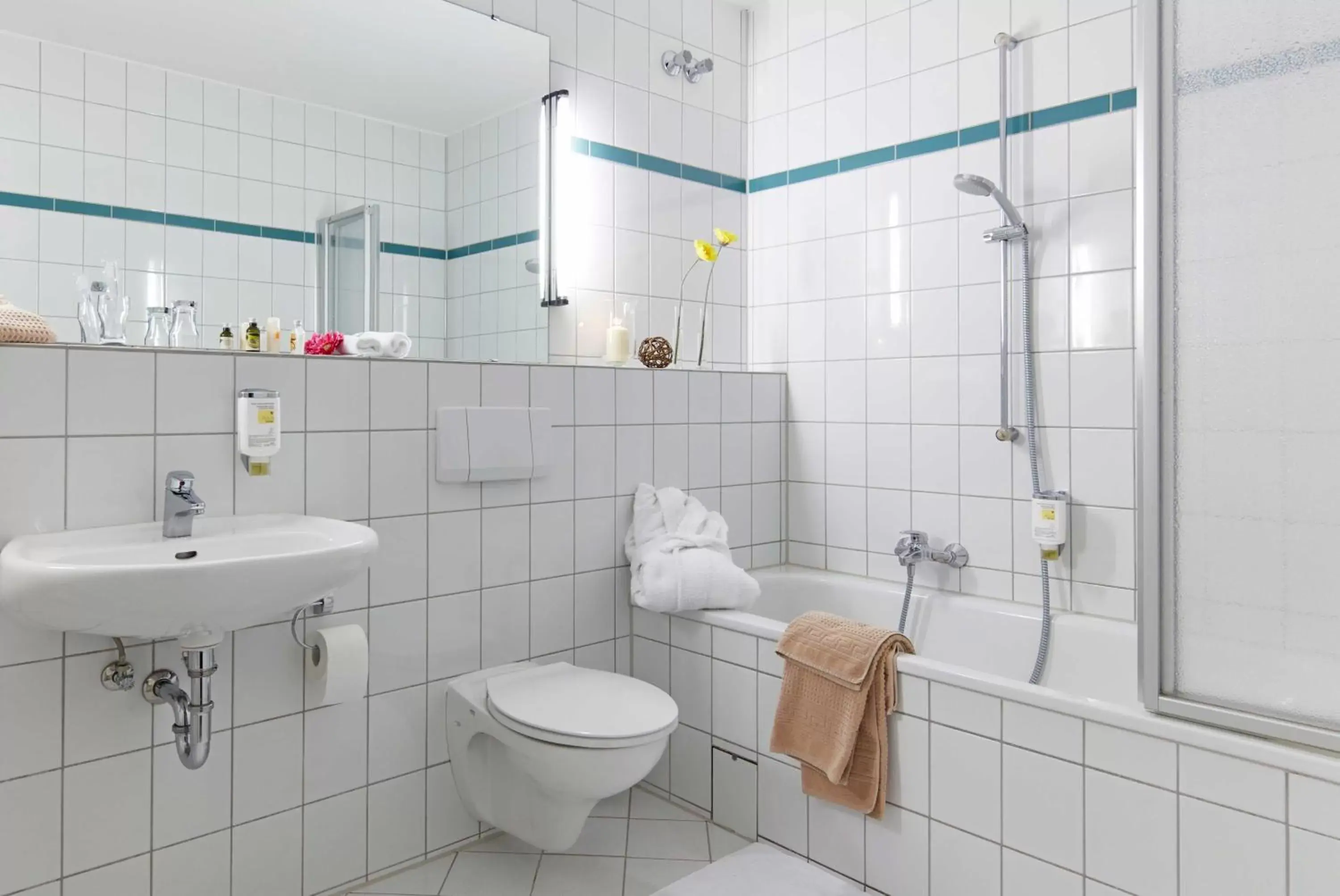 Toilet, Bathroom in Essential by Dorint Herford/Vlotho