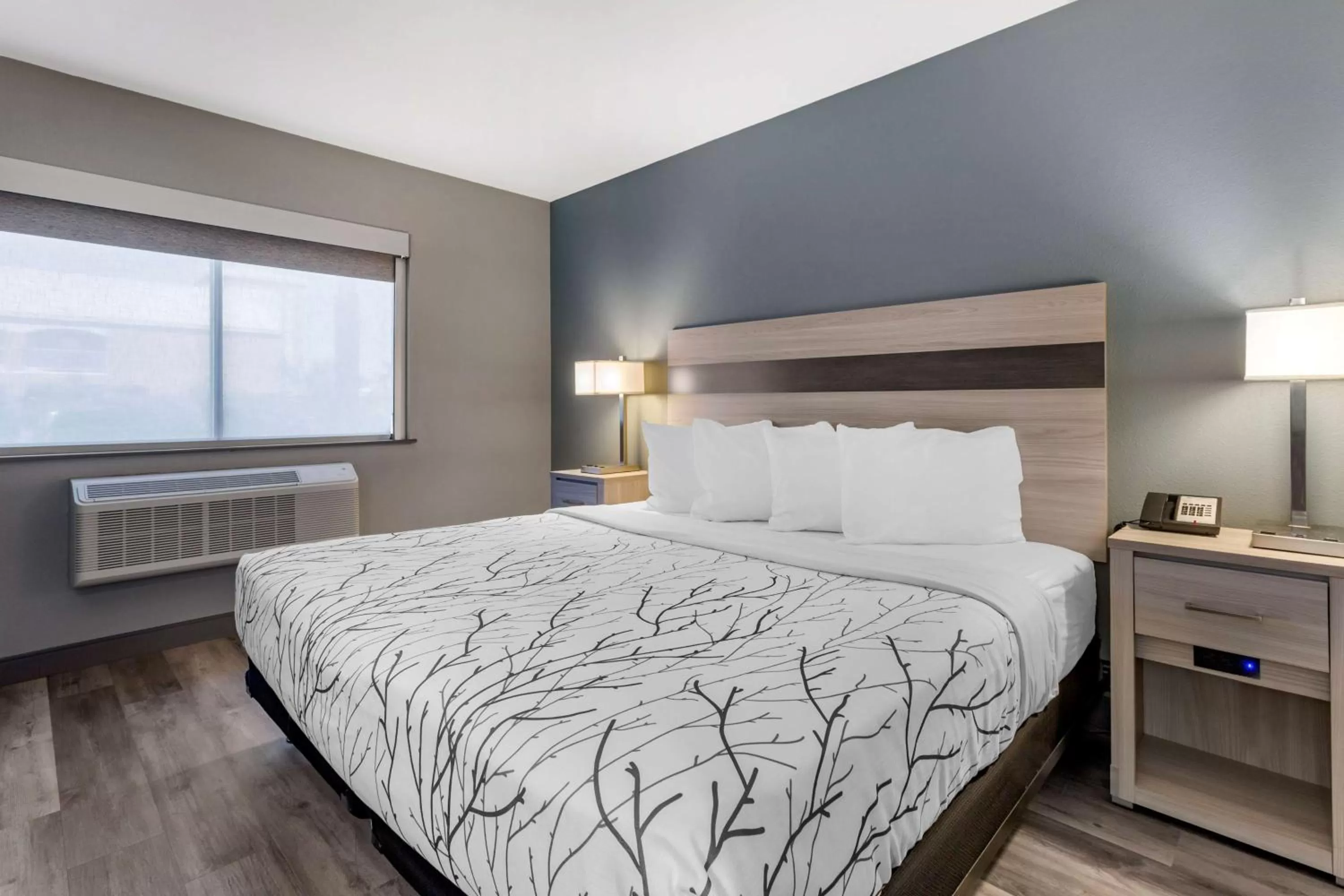 Bedroom, Bed in Best Western Blythe