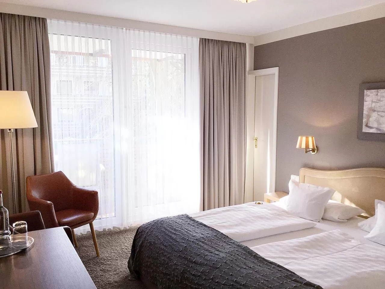 Photo of the whole room, Bed in Hotel Ancora Timmendorfer Strand, Pool inklusive