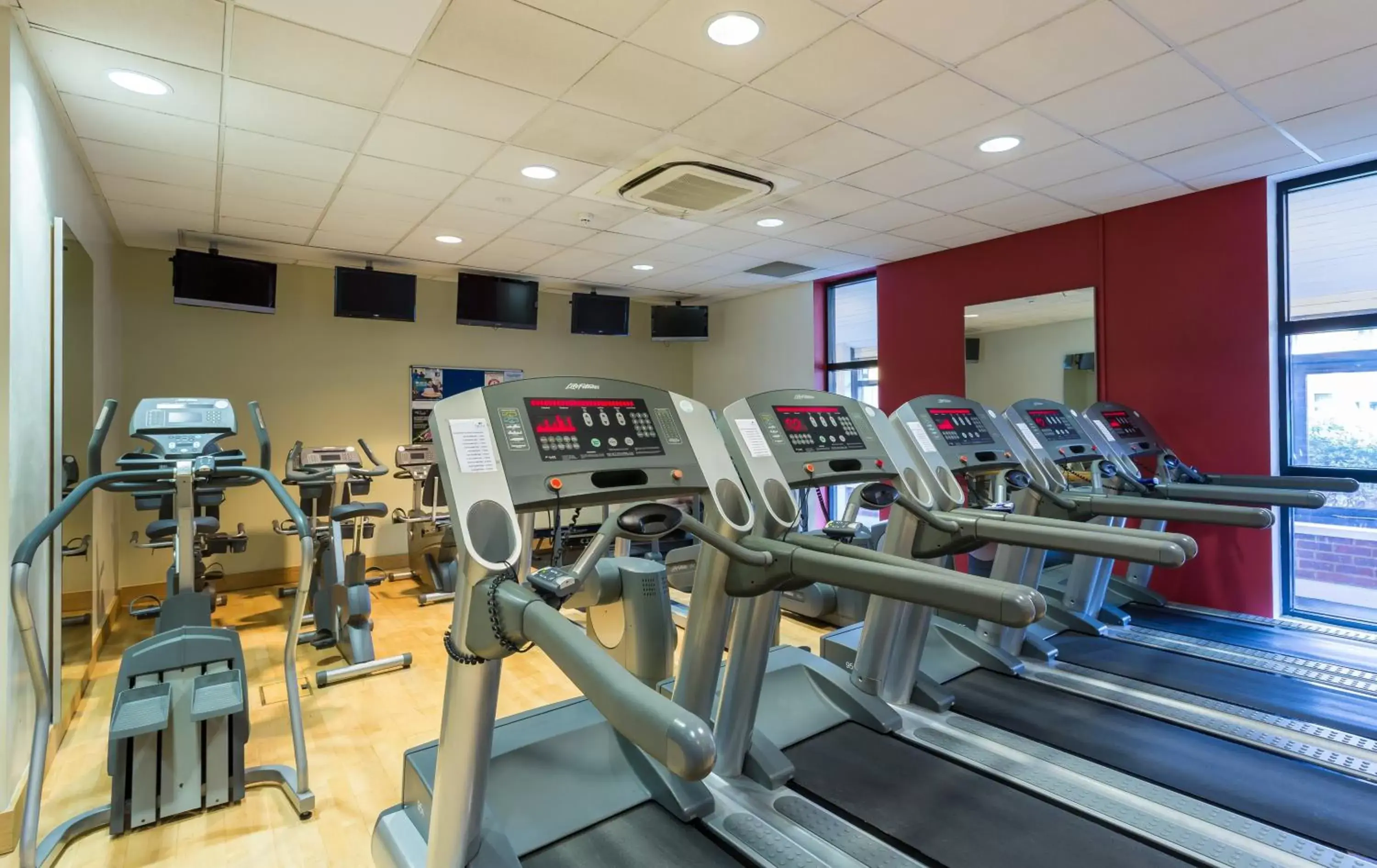 Fitness centre/facilities, Fitness Center/Facilities in Holiday Inn Cambridge, an IHG Hotel