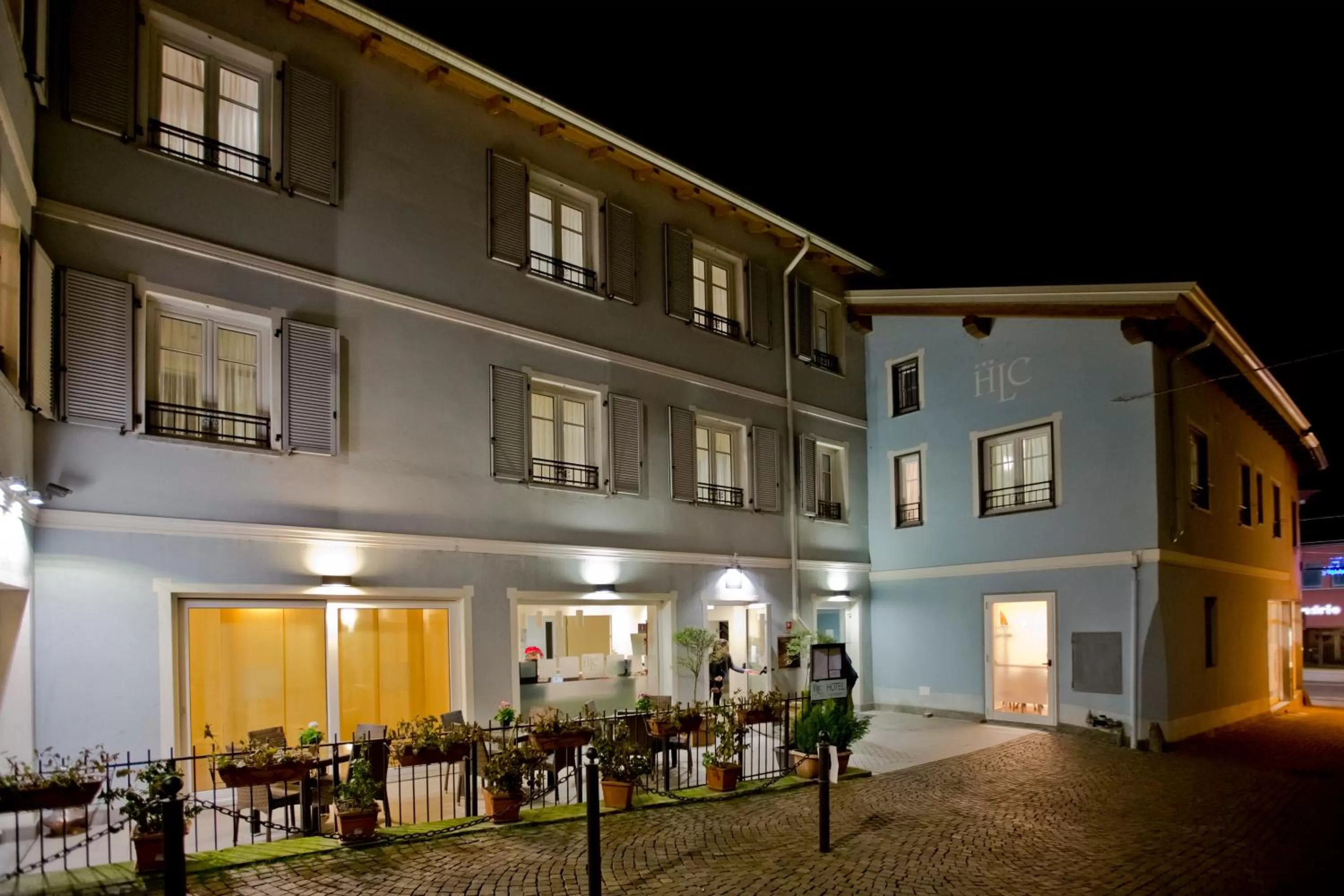 Property building in Hotel Lago di Como