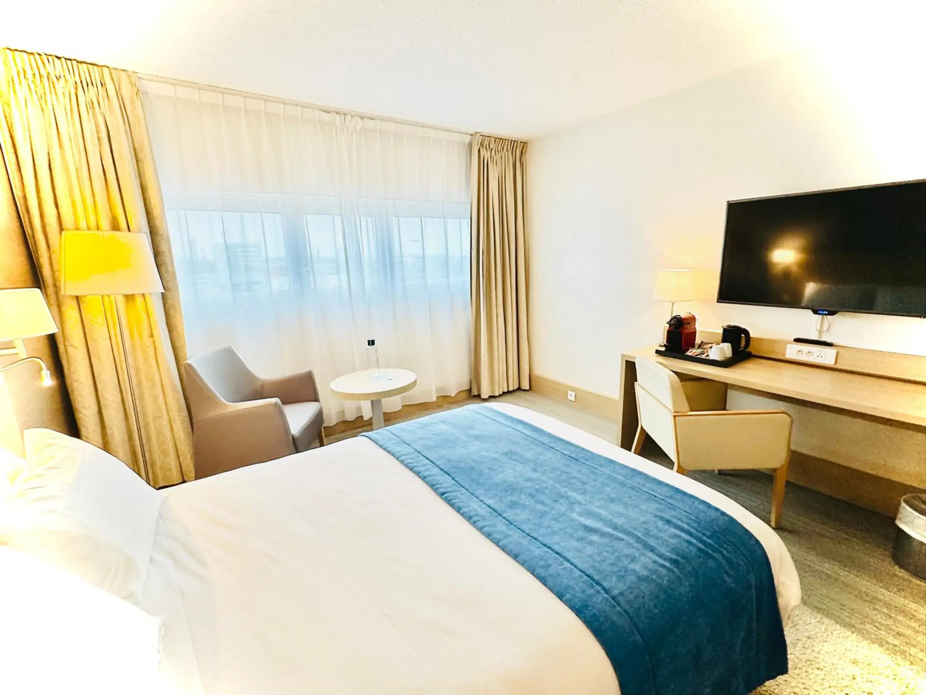Photo of the whole room, Bed in Best Western Plus Paris Orly Airport