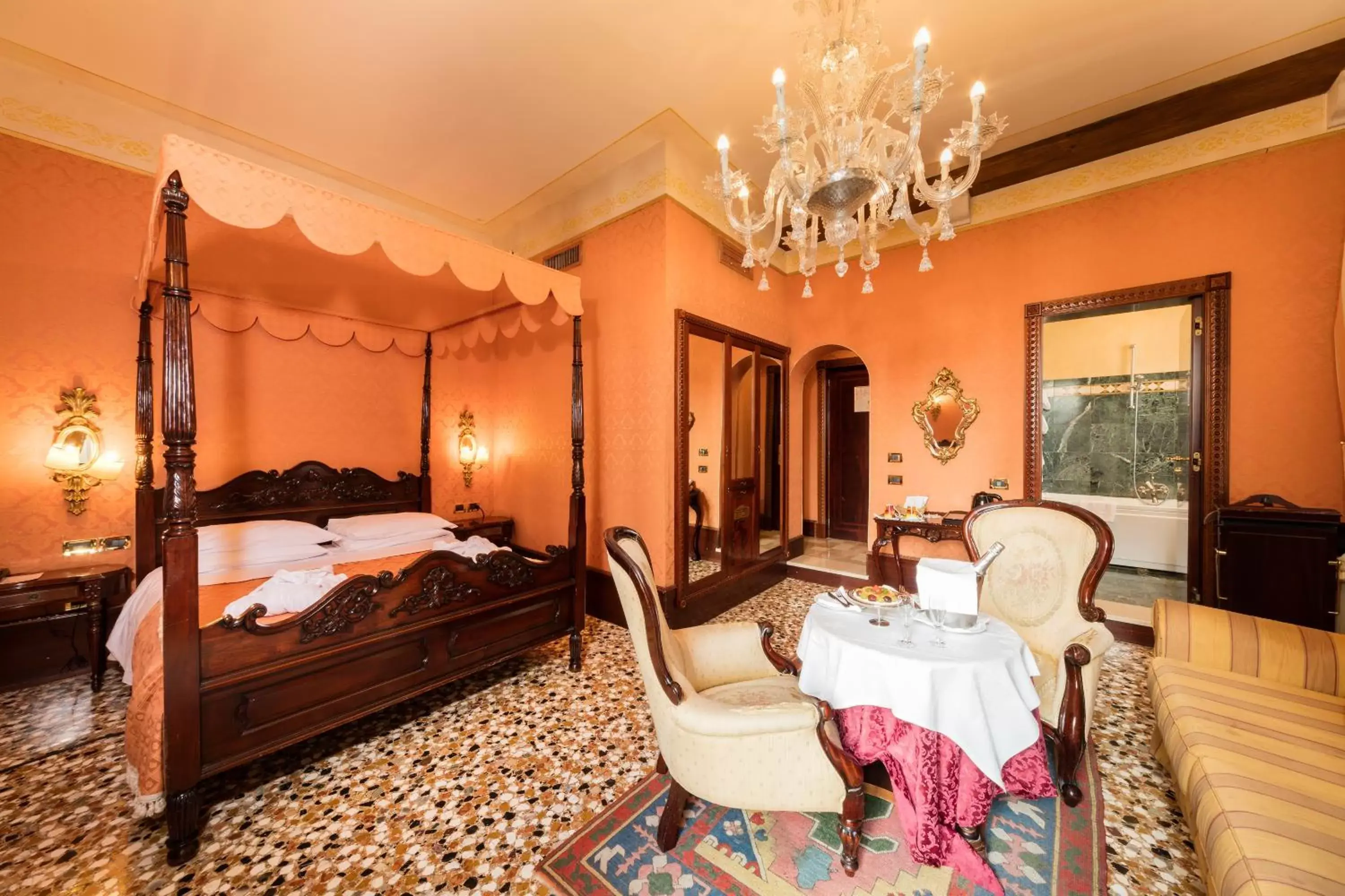 Photo of the whole room in Hotel Al Ponte Dei Sospiri