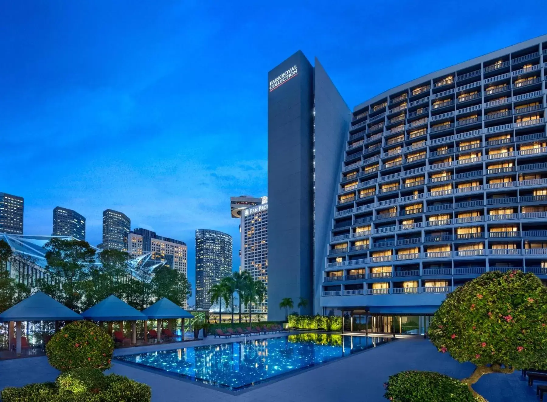 Property Building in PARKROYAL COLLECTION Marina Bay, Singapore