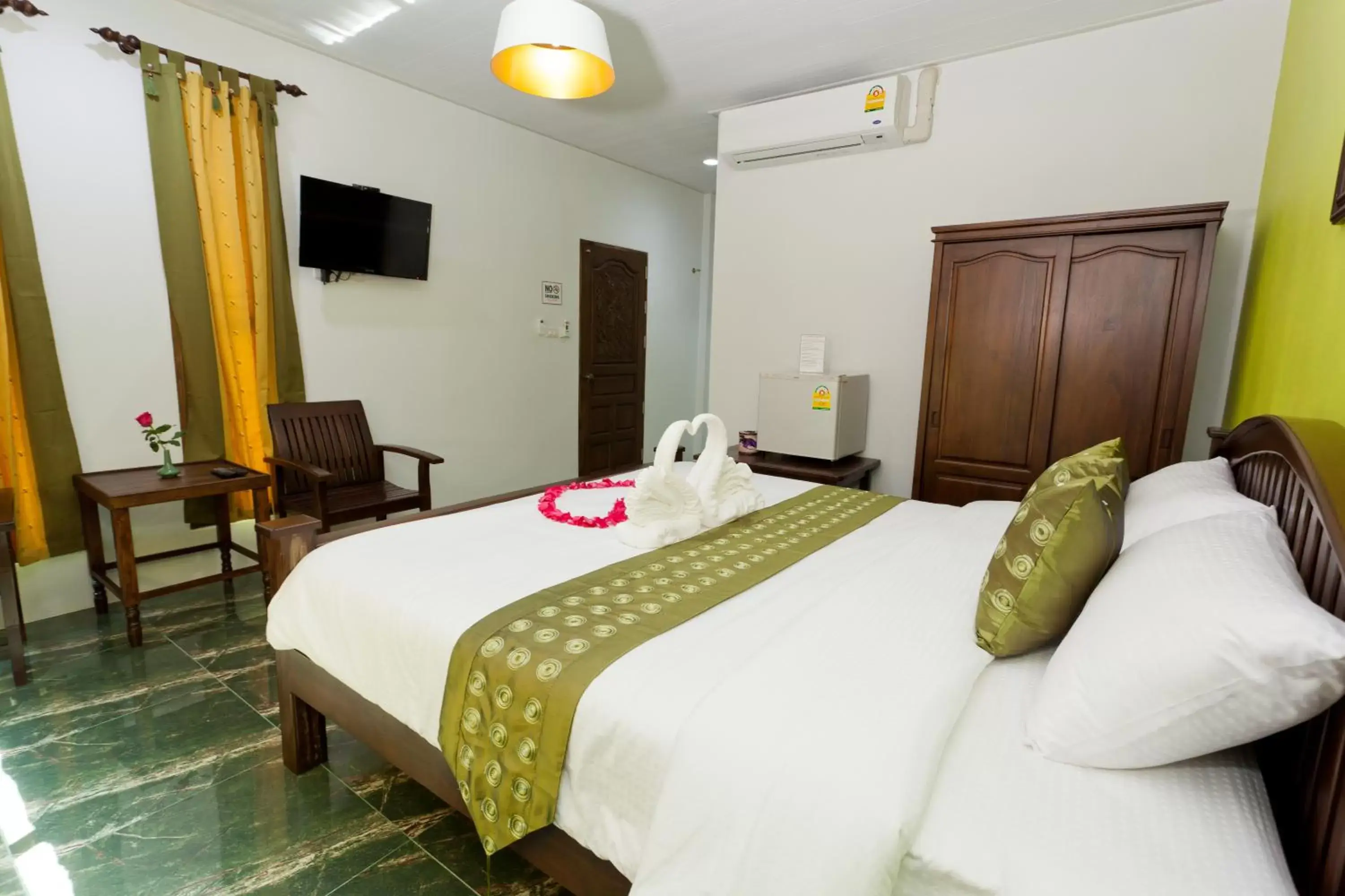 Photo of the whole room, Bed in The Mouth Resort - SHA Extra Plus