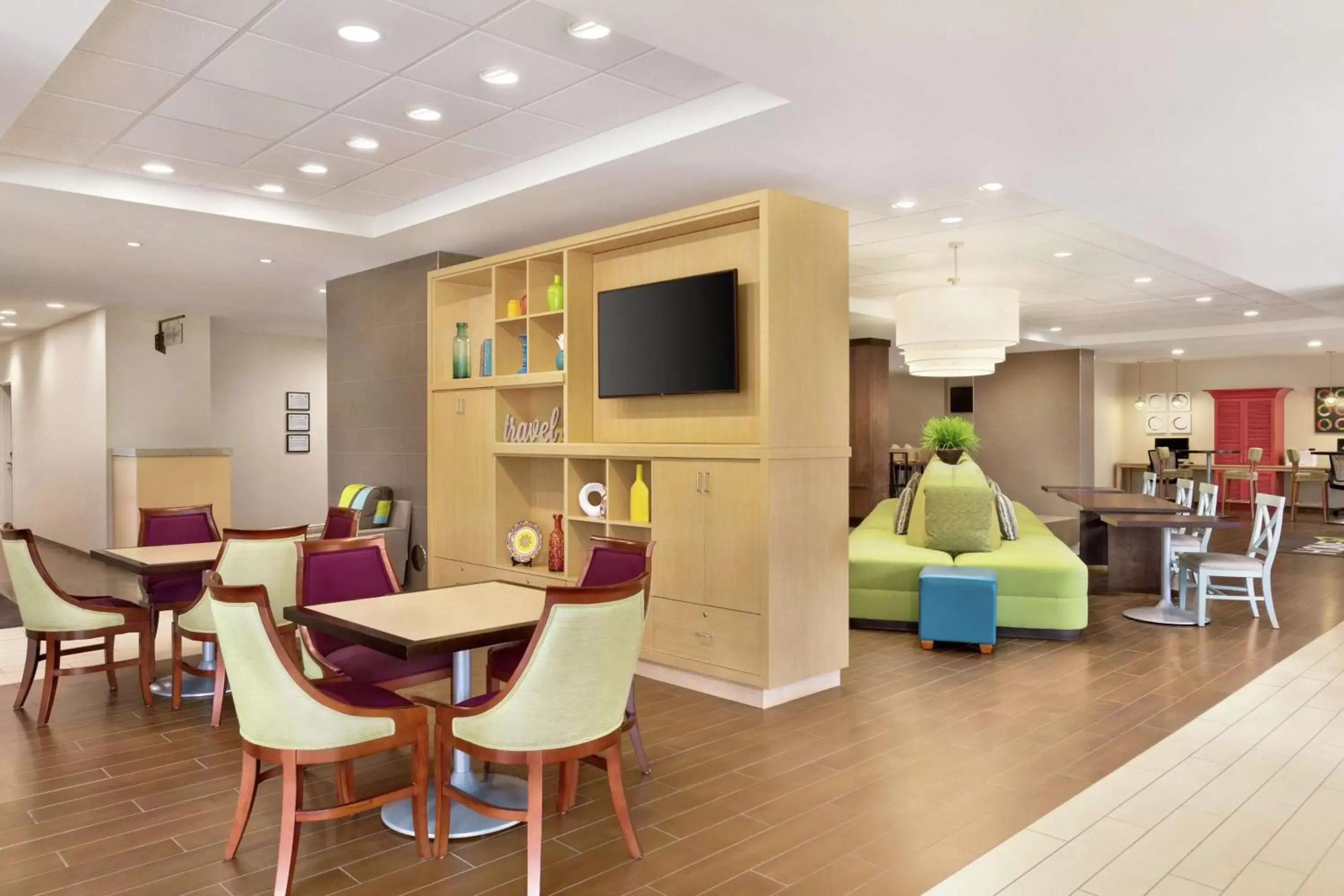 Lobby or reception in Home2 Suites By Hilton Columbus Dublin