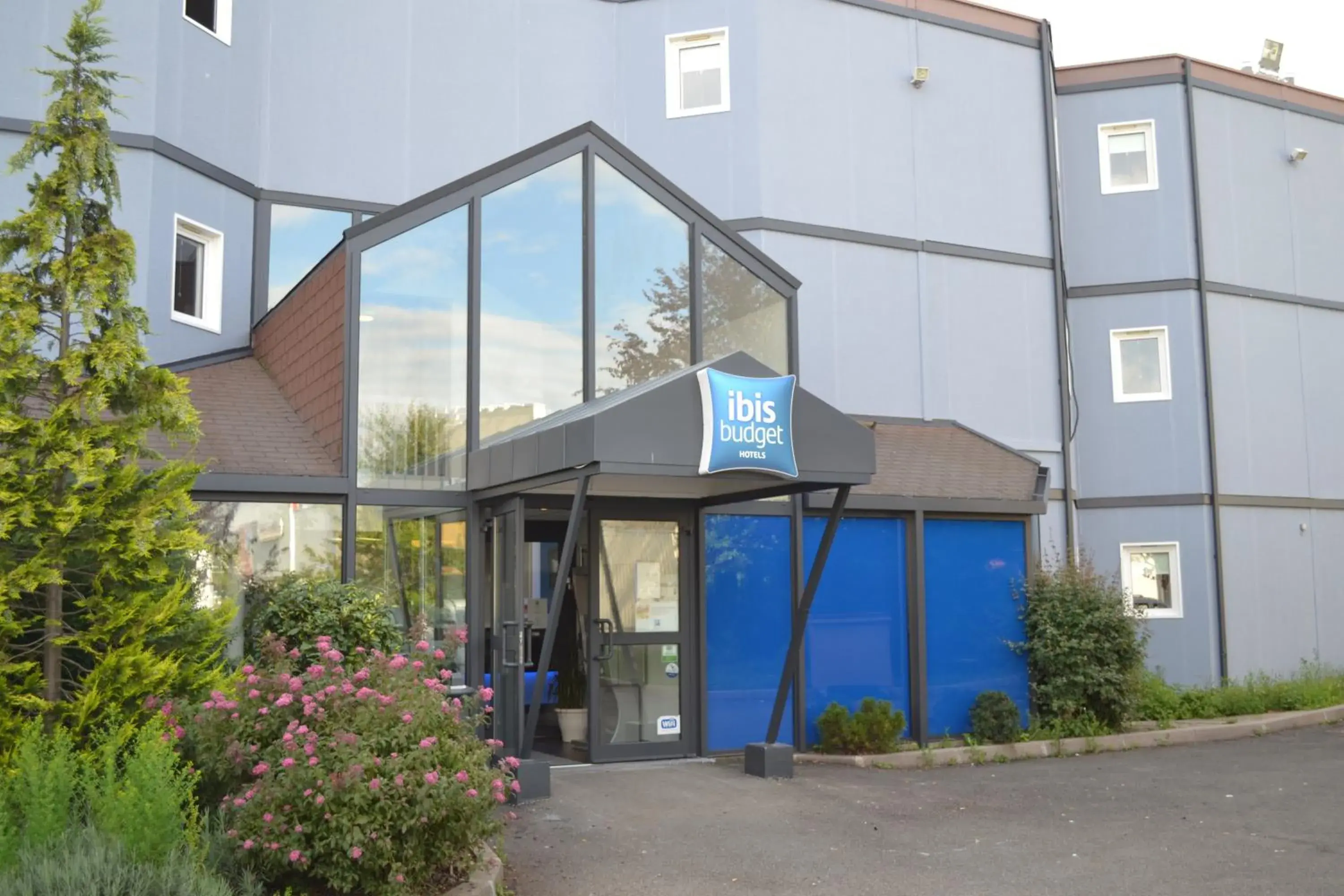 Facade/entrance, Property Building in ibis budget Belfort Centre