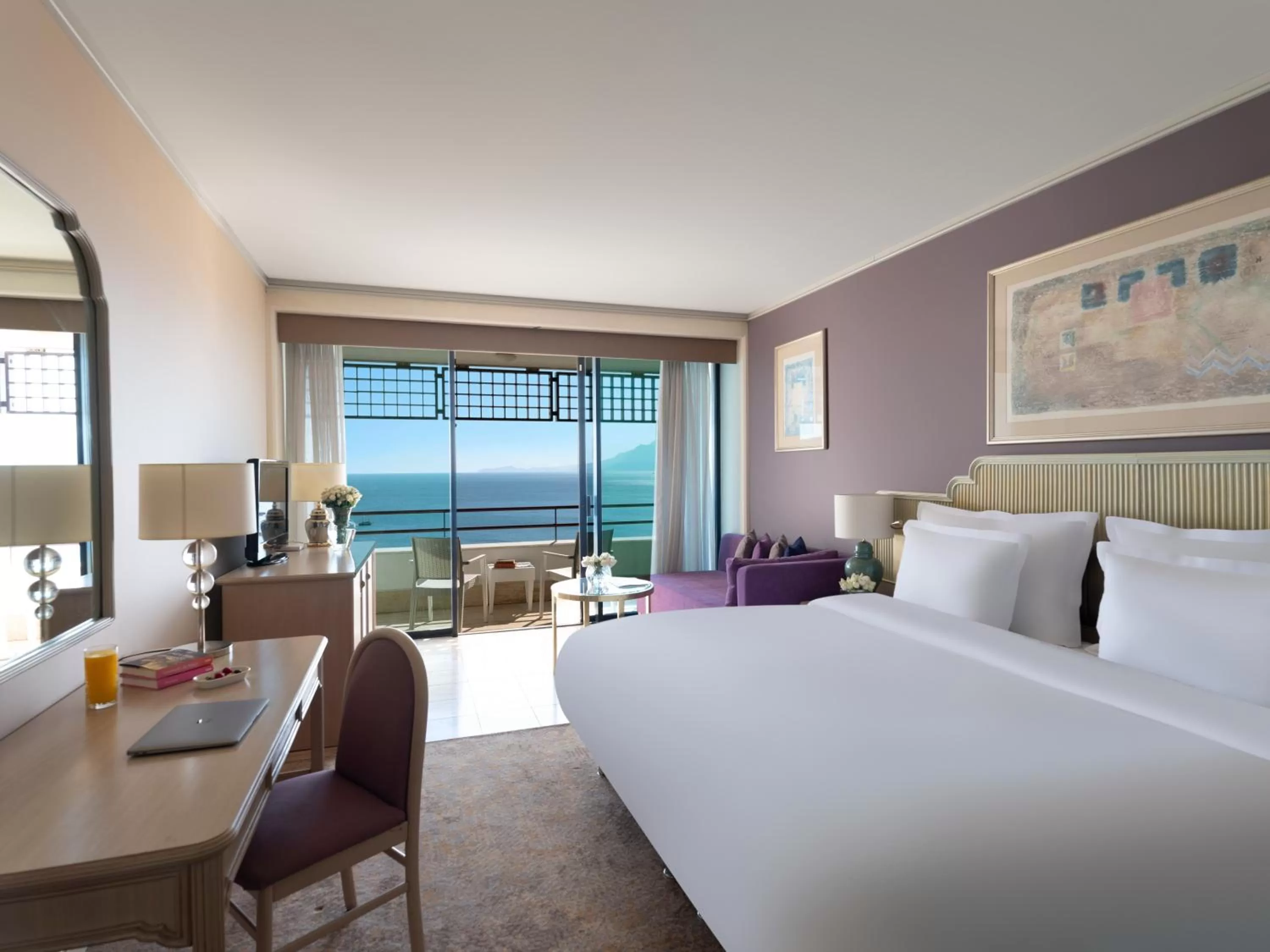 Photo of the whole room, Bed in Rixos Downtown Antalya - The Land Of Legends Access