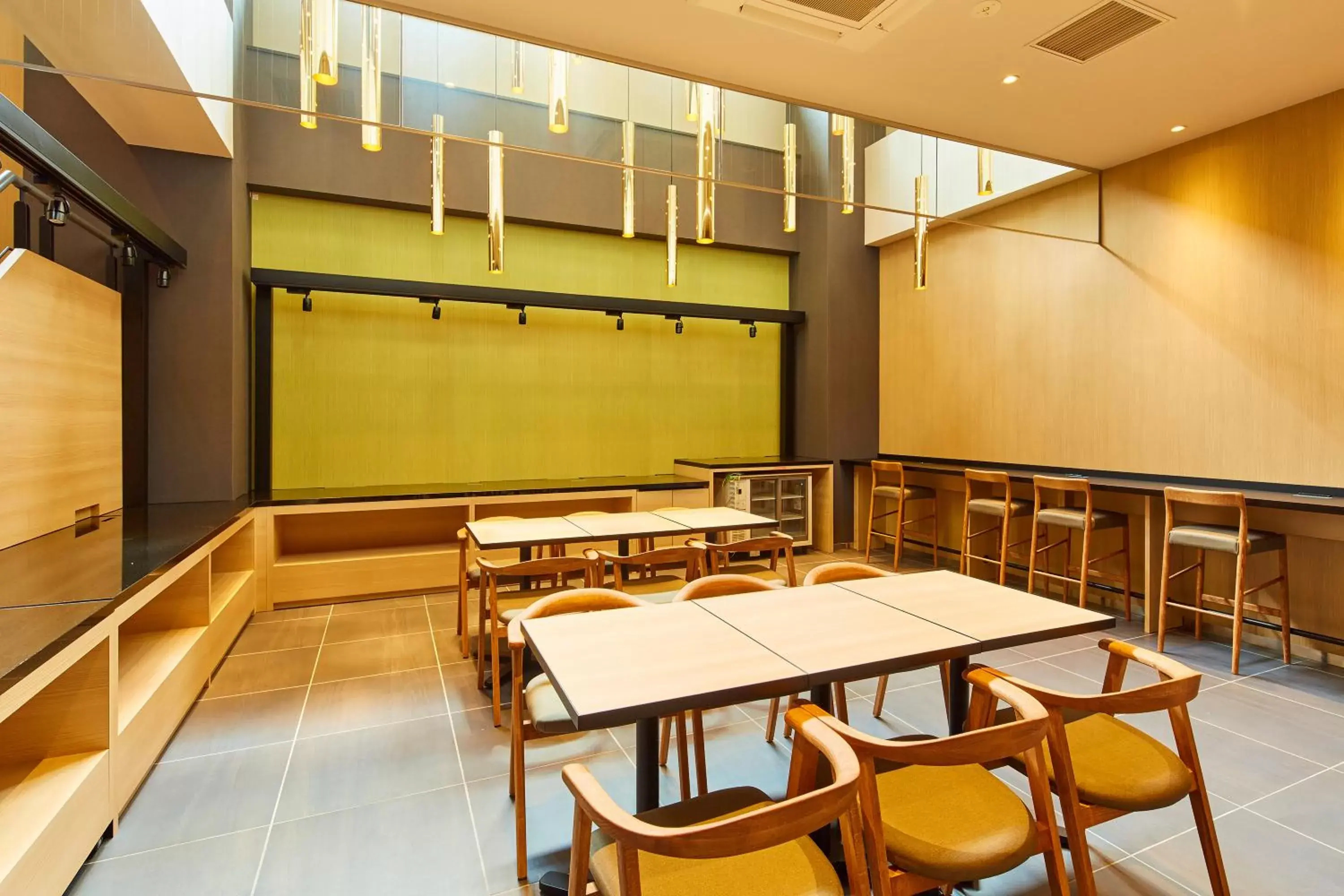 Restaurant/places to eat in hotel MONday Kyoto Karasuma Nijo