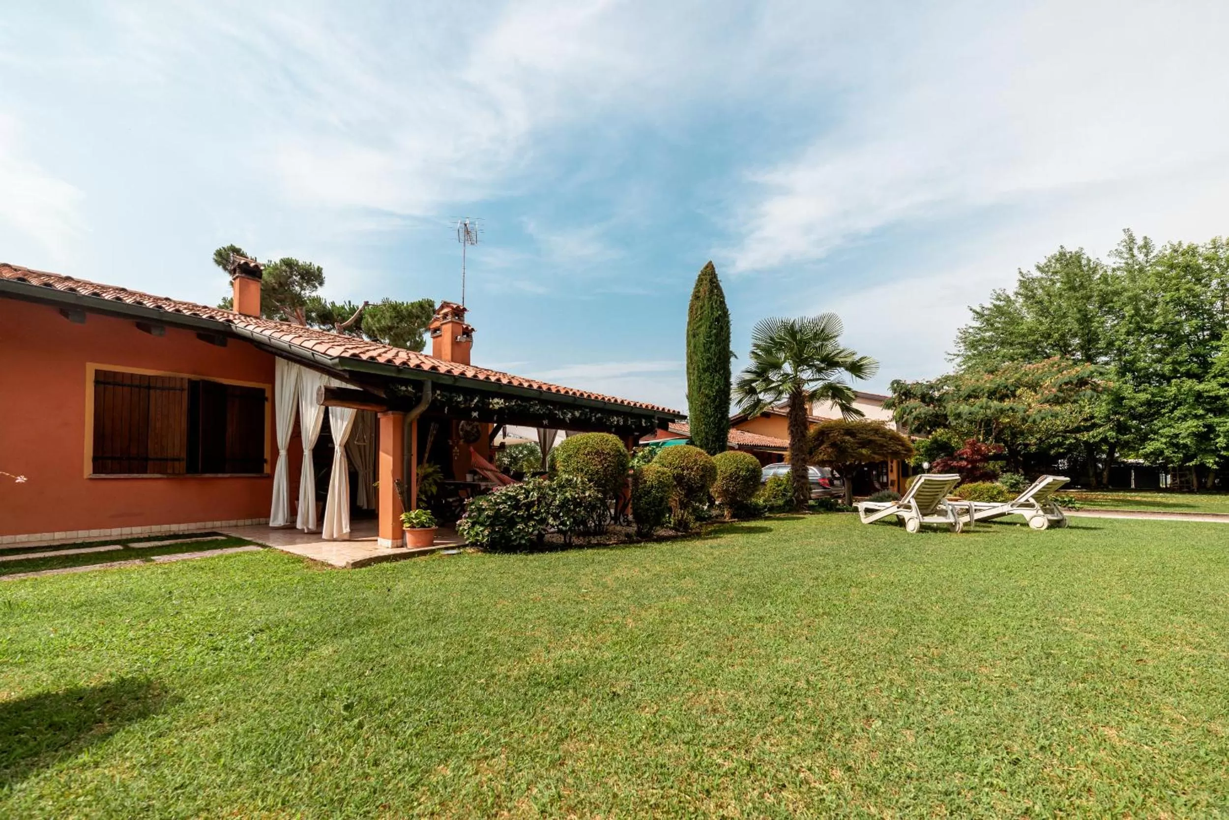 Garden view in B&B Sweet Dreams