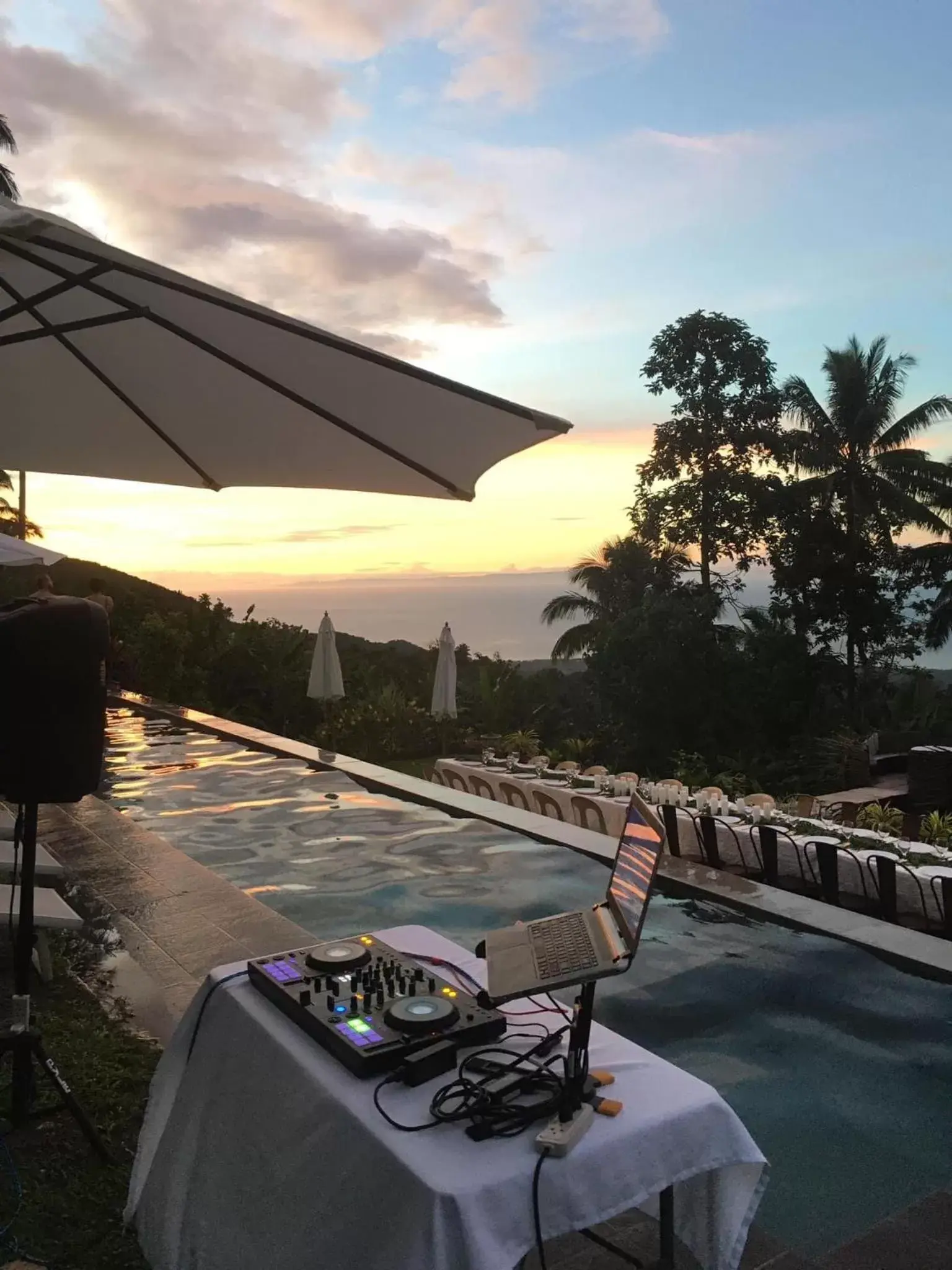 Sunset, Swimming Pool in Bintana sa Paraiso Binunsaran