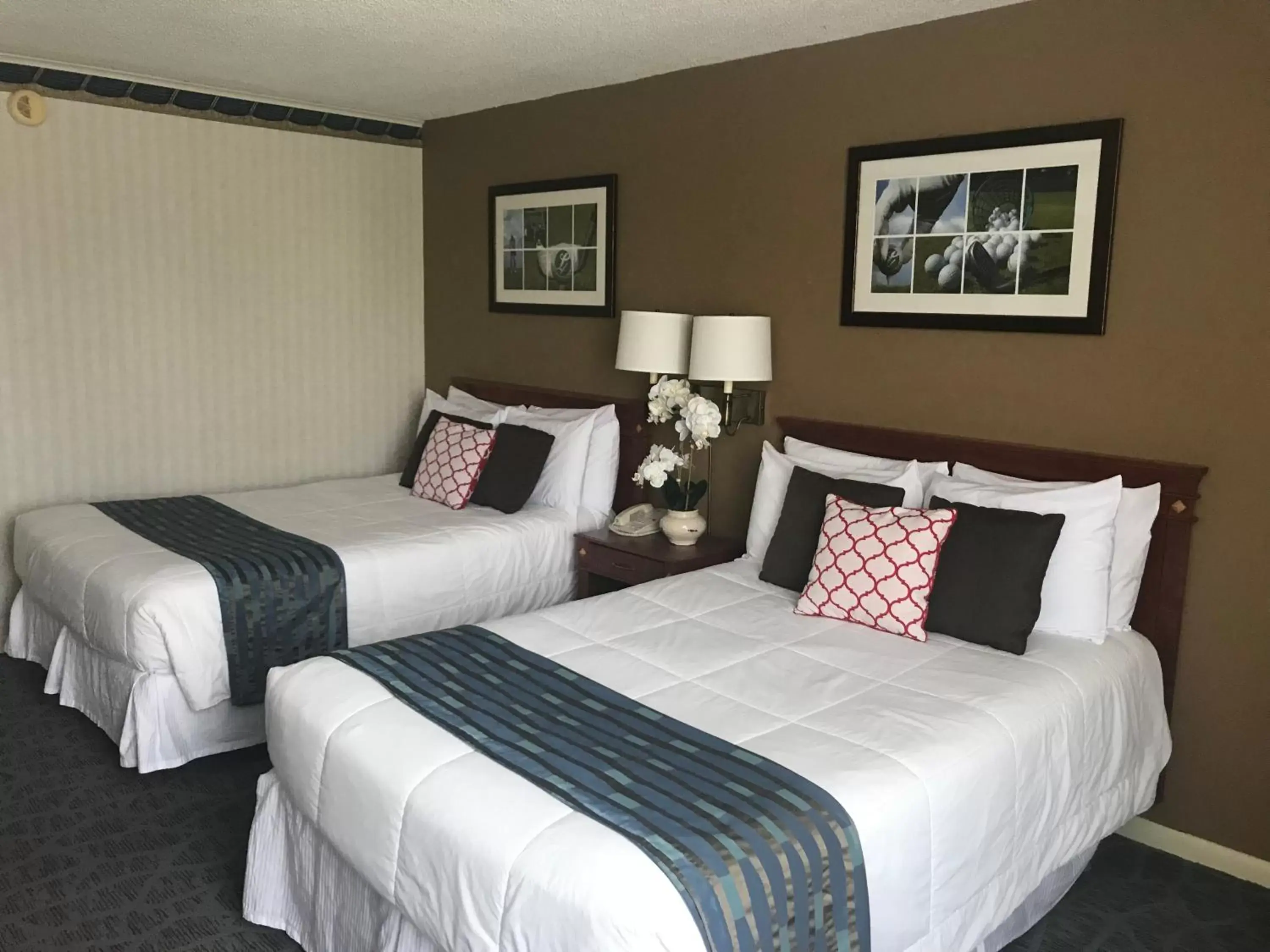 Bedroom, Bed in Lakeview Golf Resort, Trademark Collection by Wyndham