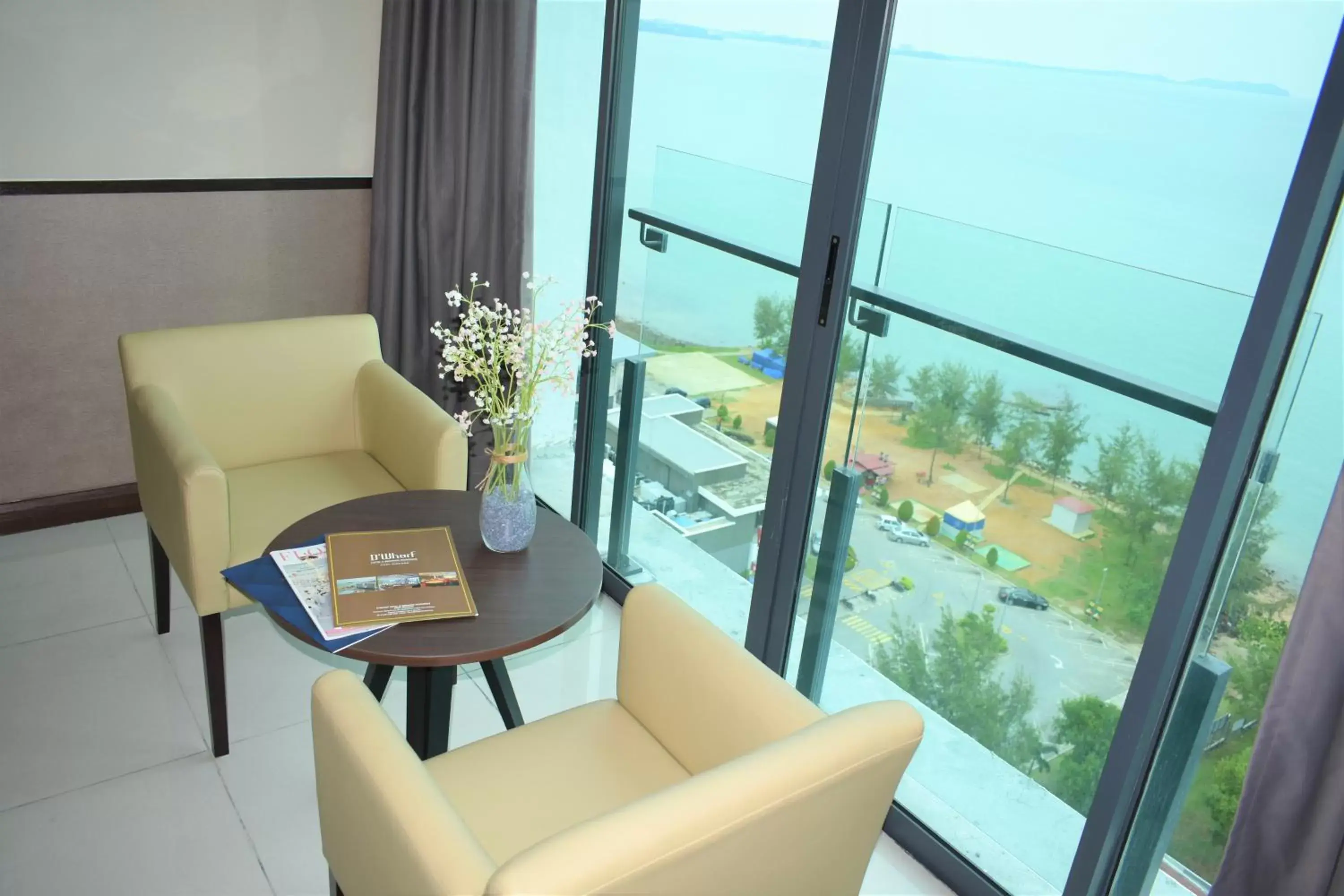 Seating Area in D'Wharf Hotel & Serviced Residence