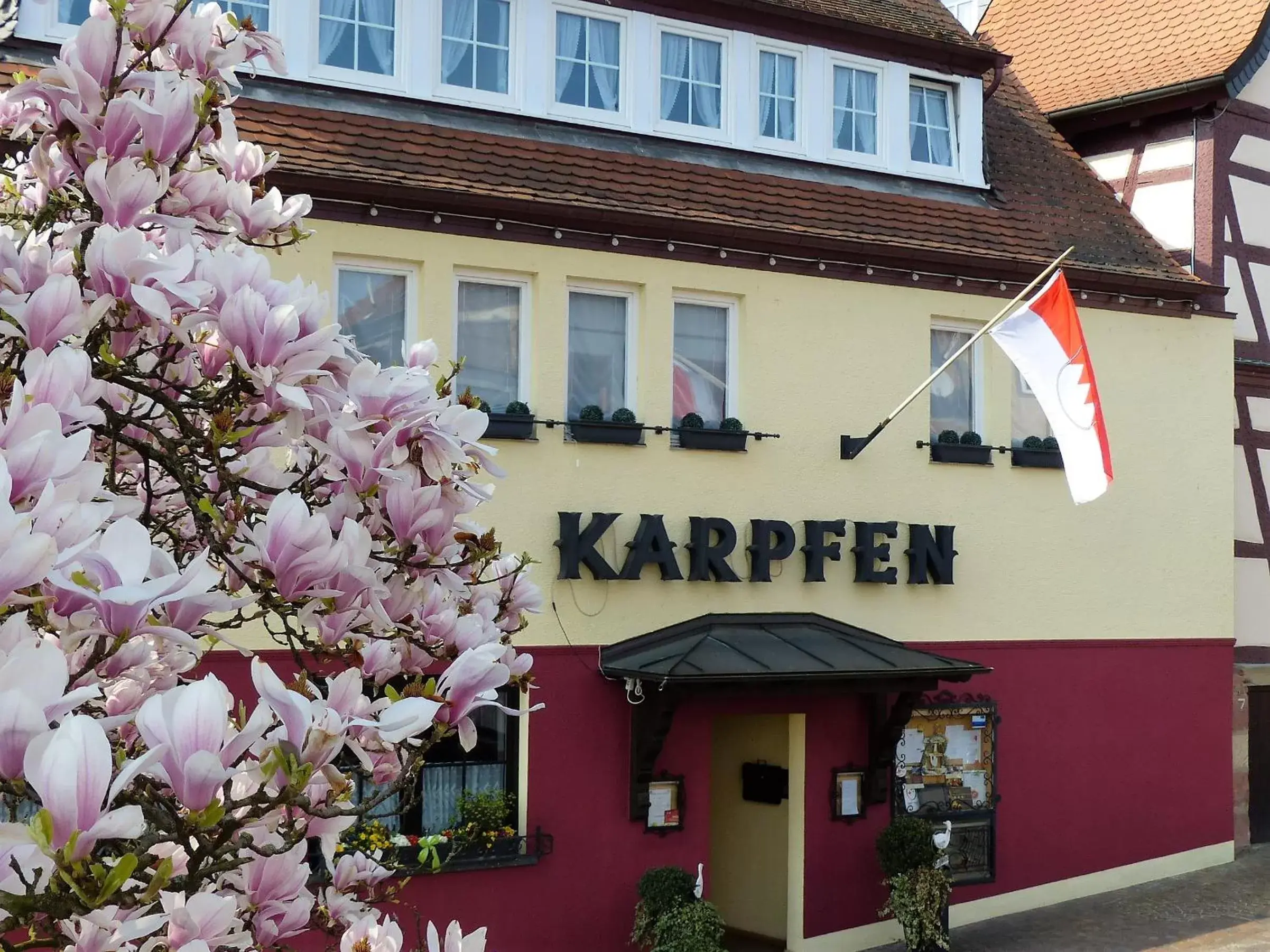 Property building in Hotel & Restaurant Zum Karpfen