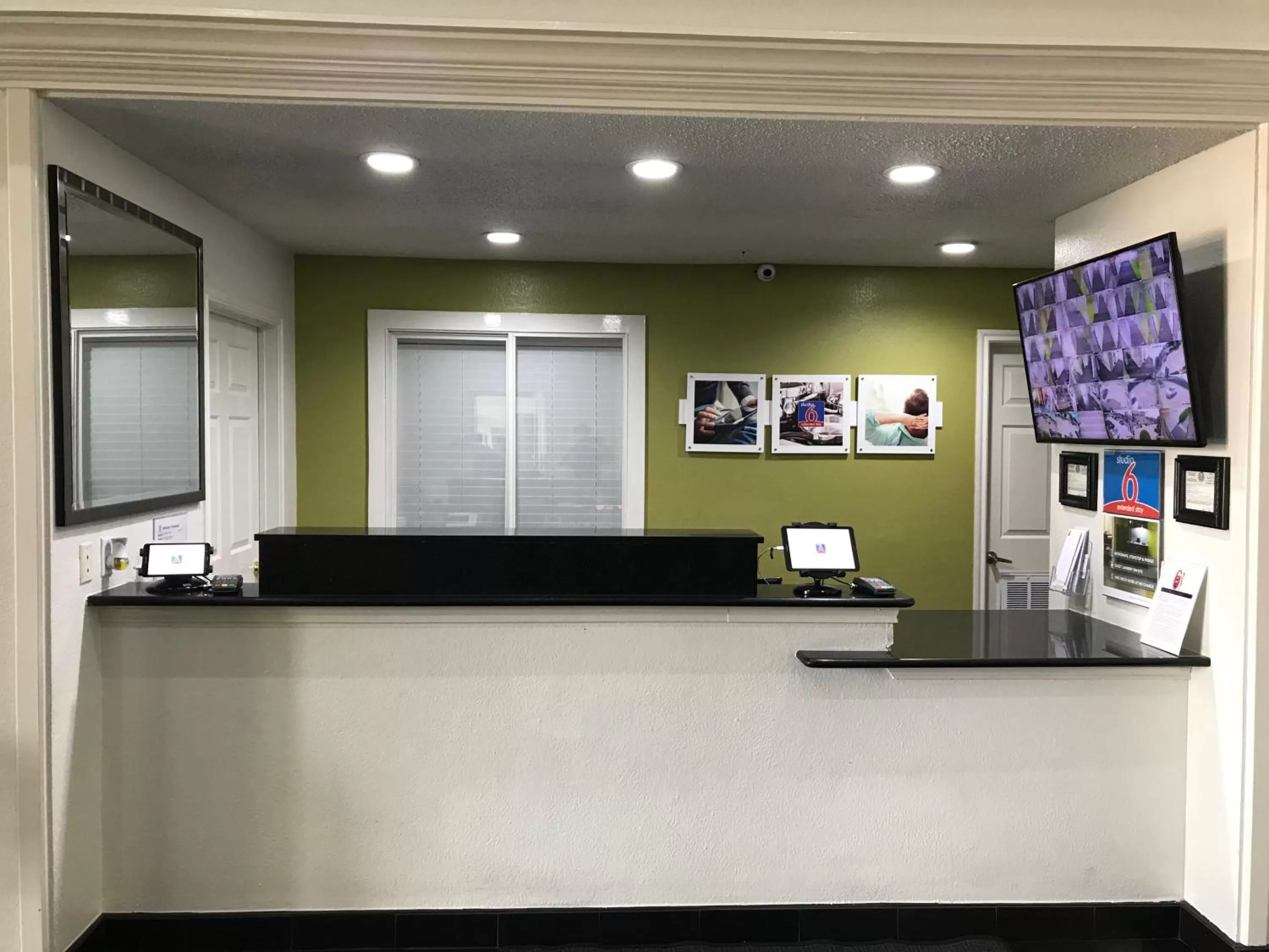 Lobby or reception in Studio 6-Dallas, TX