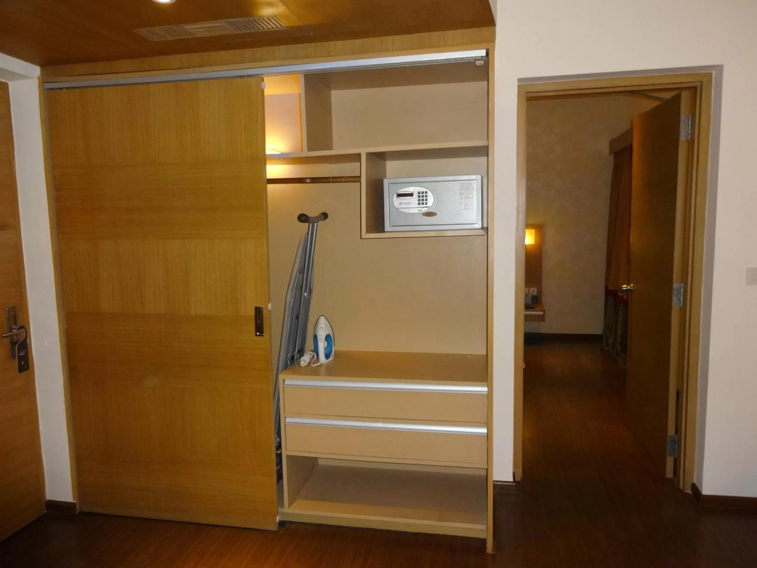 Decorative detail in Marigold Hotel