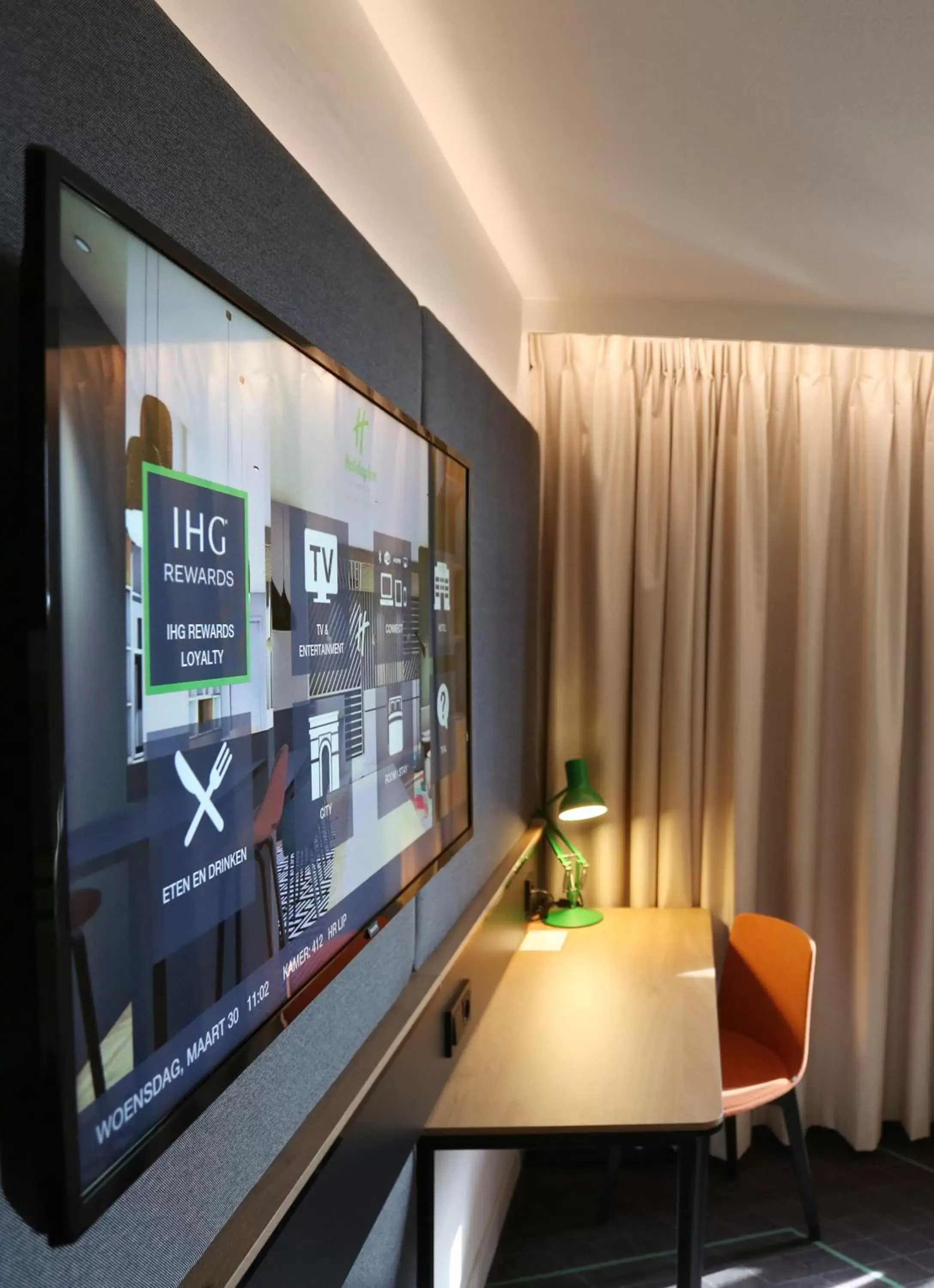 TV and multimedia, TV/Entertainment Center in Holiday Inn The Hague - Voorburg, an IHG Hotel