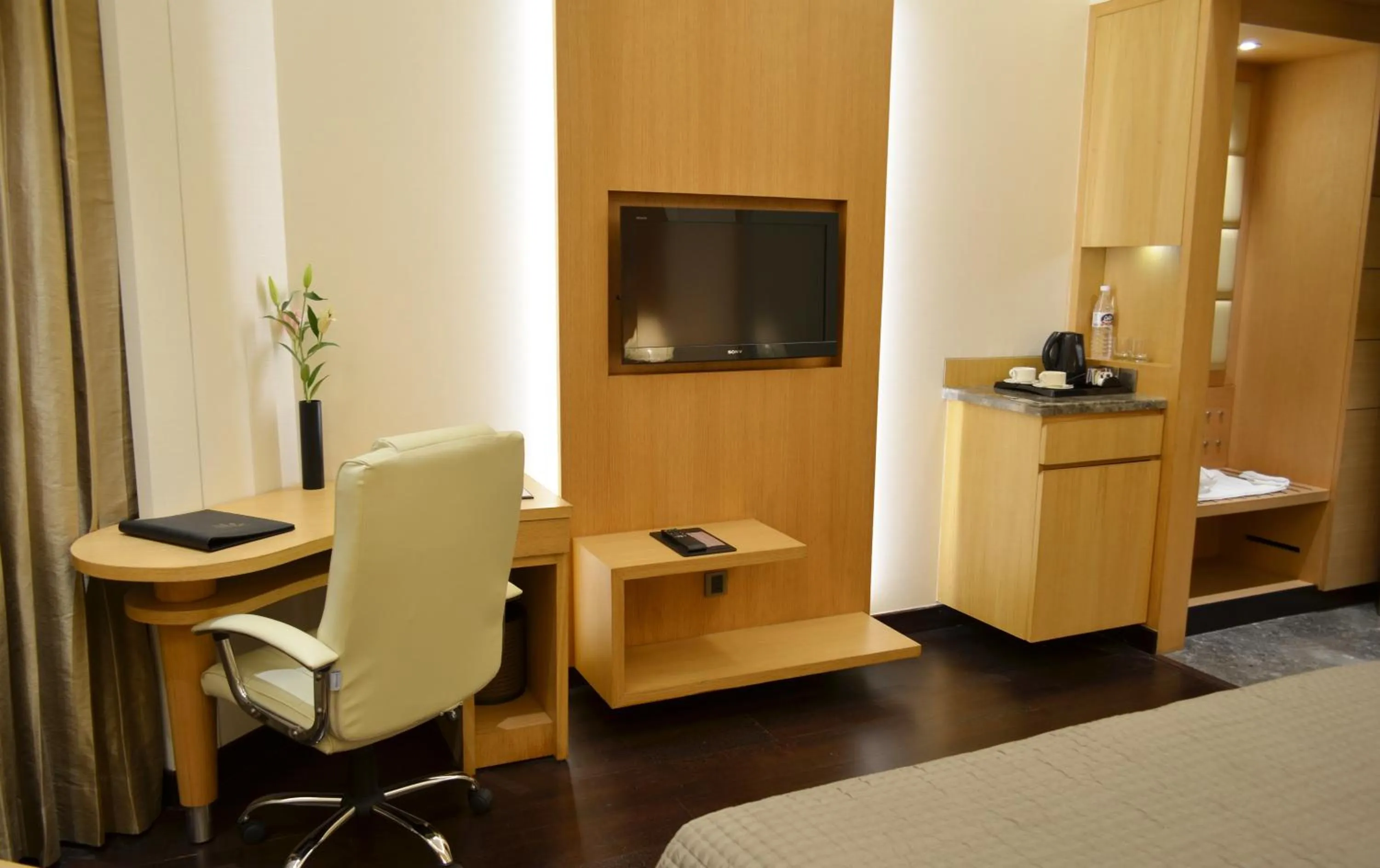 Other, Bed in The Umrao