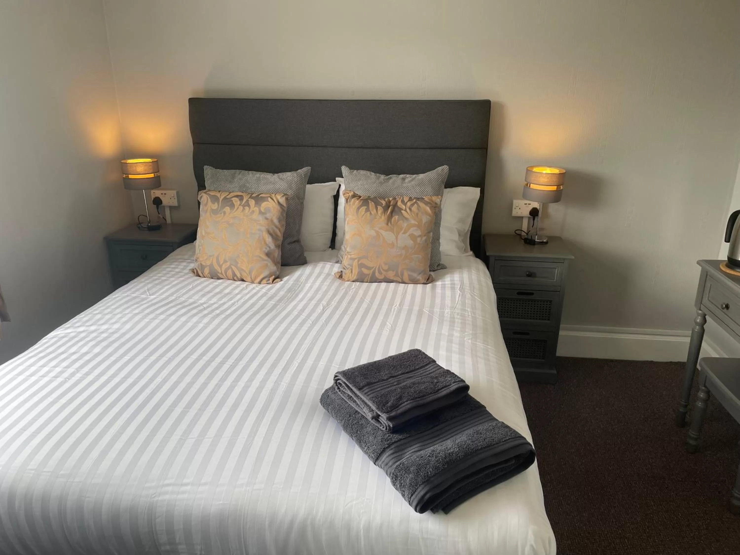 Bed in The Nags Head York