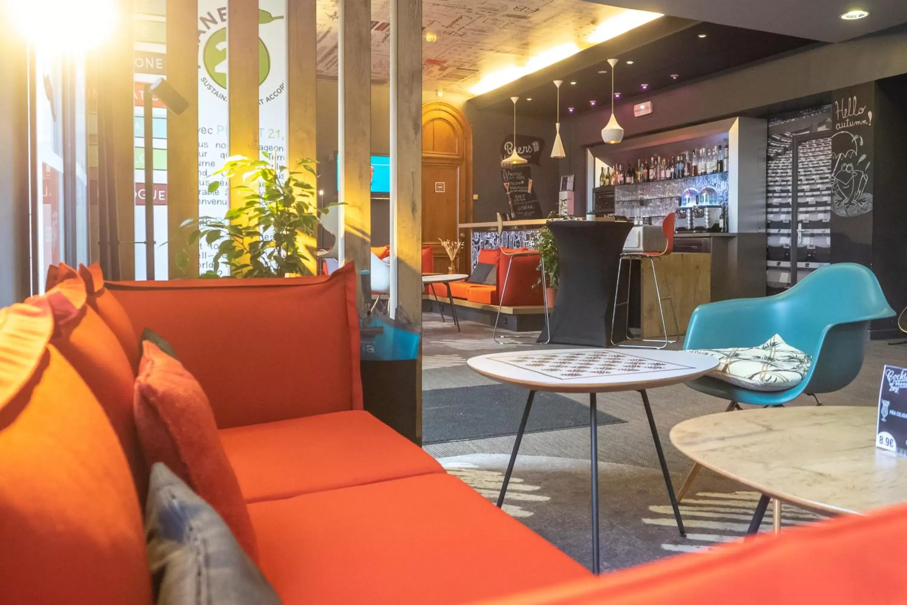 Lobby or reception, Lounge/Bar in ibis Douai Centre