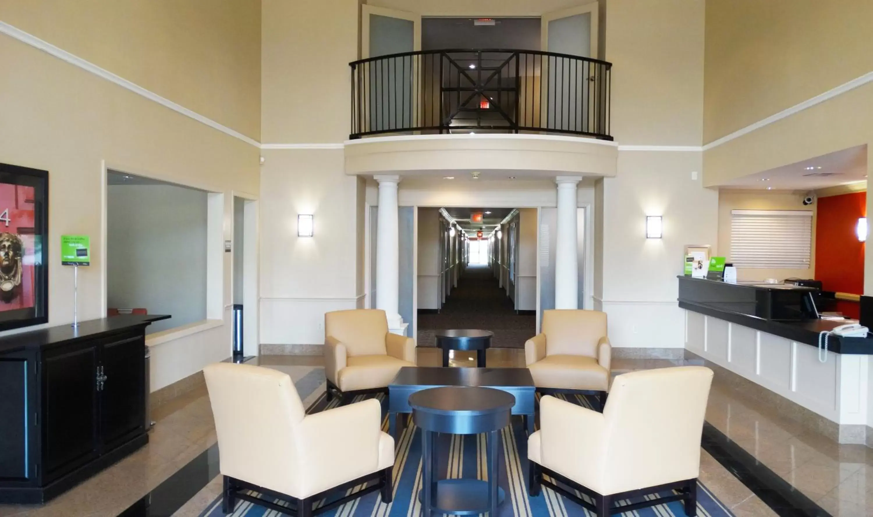 Lobby or reception, Lounge/Bar in Extended Stay America Suites - Dallas - Las Colinas - Green Park Dr