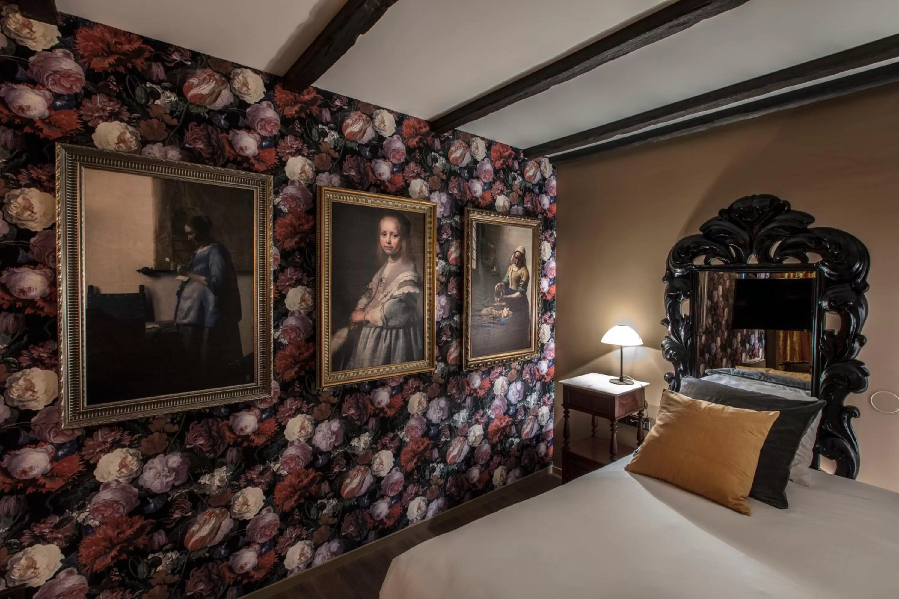 Bedroom in Hotel Mitland