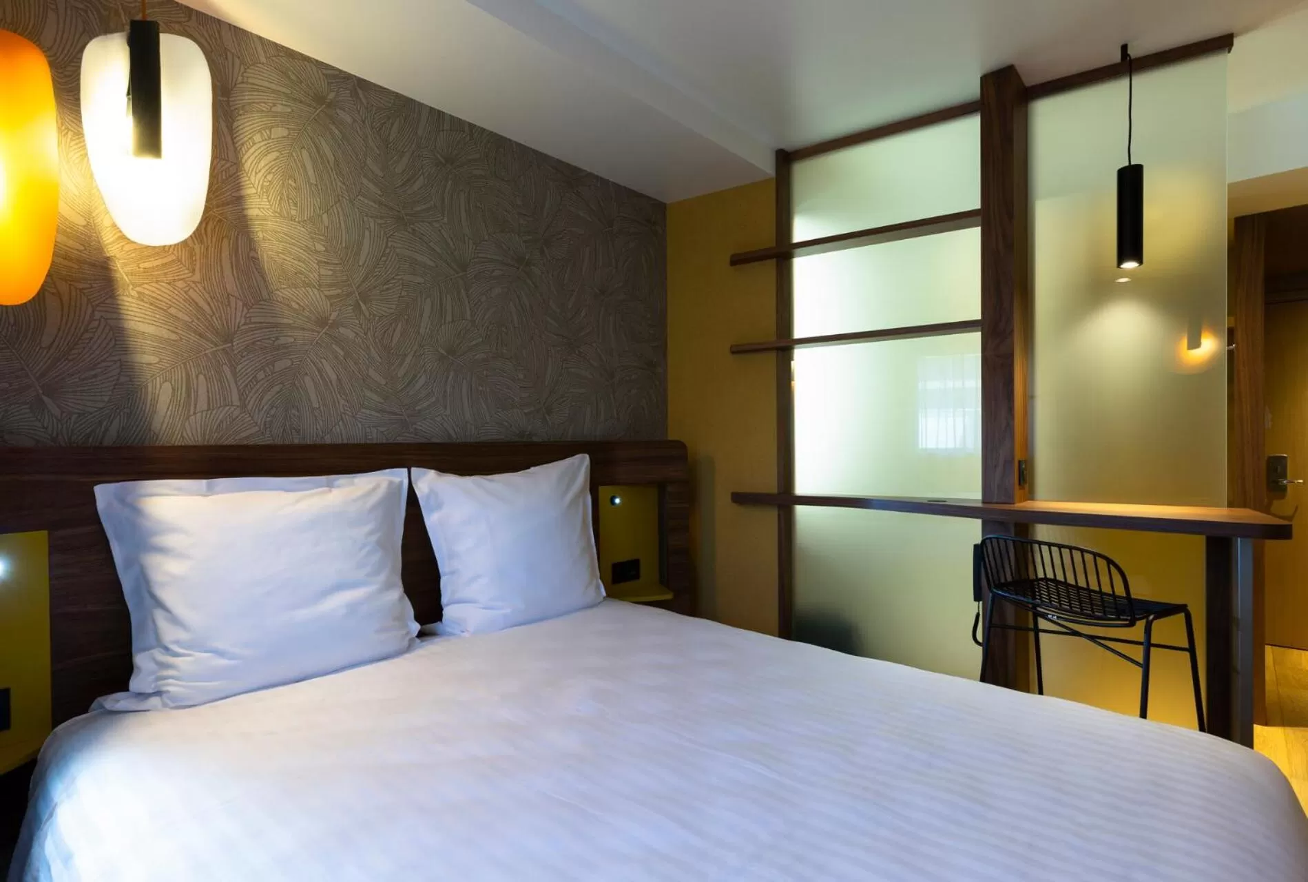 Bed in Oceania Paris Porte De Versailles