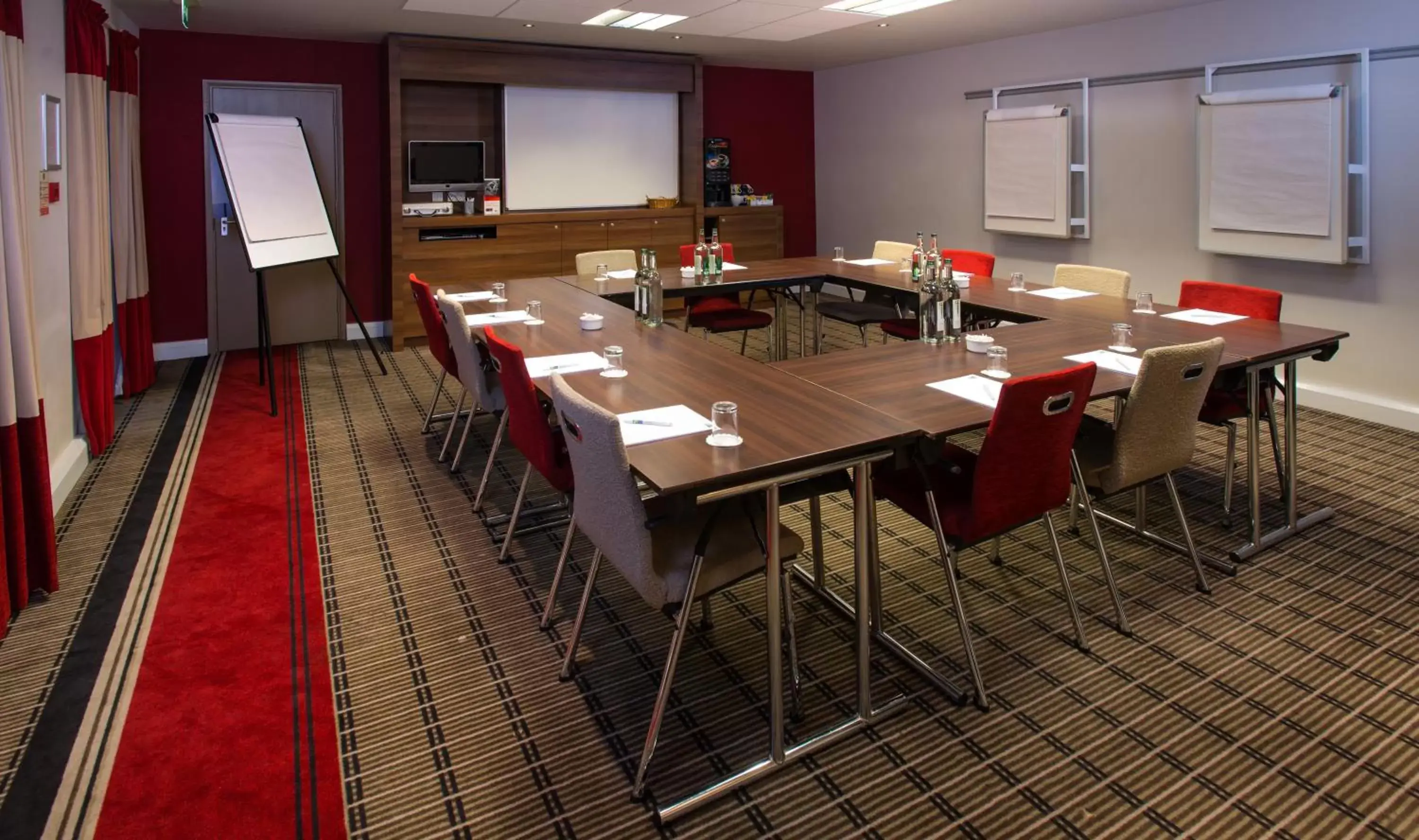 Meeting/conference room in Holiday Inn Express Derby Pride Park, an IHG Hotel