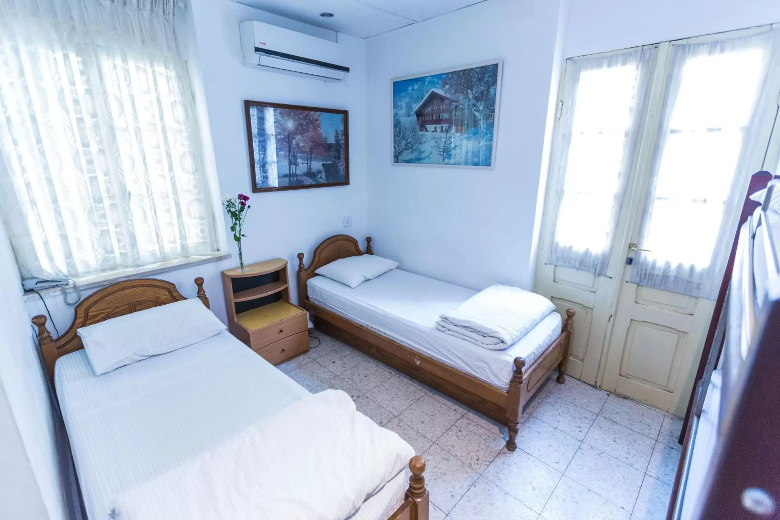 Bed in Kaplan Hotel Bed in Kaplan Hotel