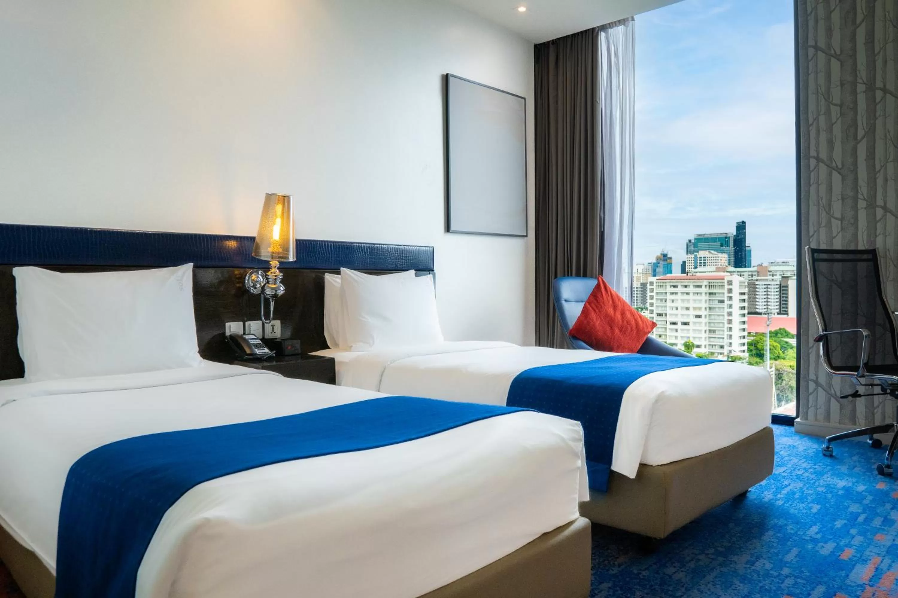 Bedroom, Bed in Holiday Inn Express Bangkok Siam by IHG
