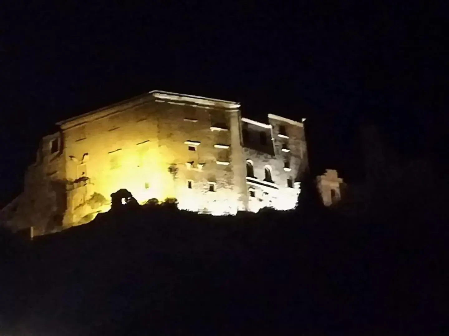 Nearby landmark, Property Building in B&B e Casa Vacanza al Castello