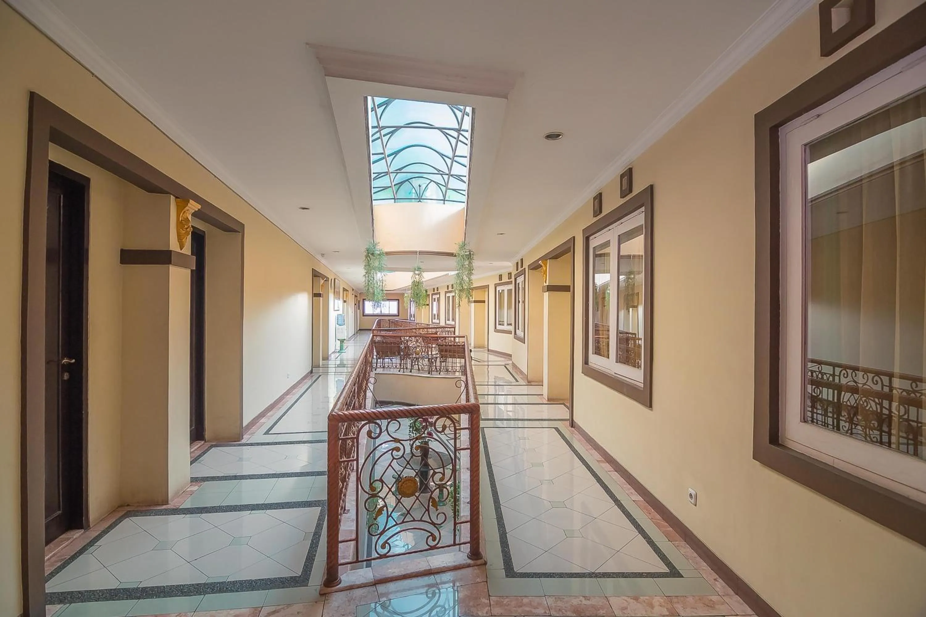 Area and facilities in RedDoorz at Amellia Pasteur Bandung