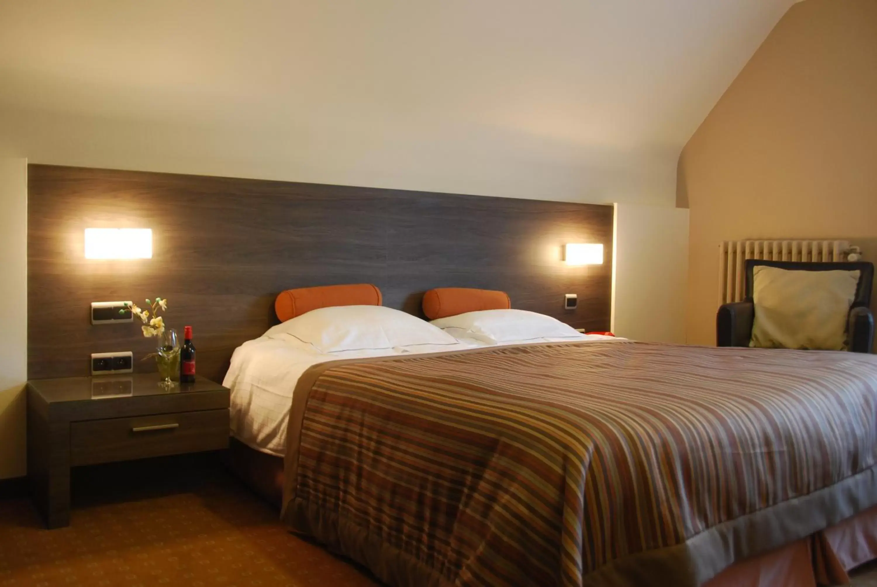 Bed in Hotel Rubens