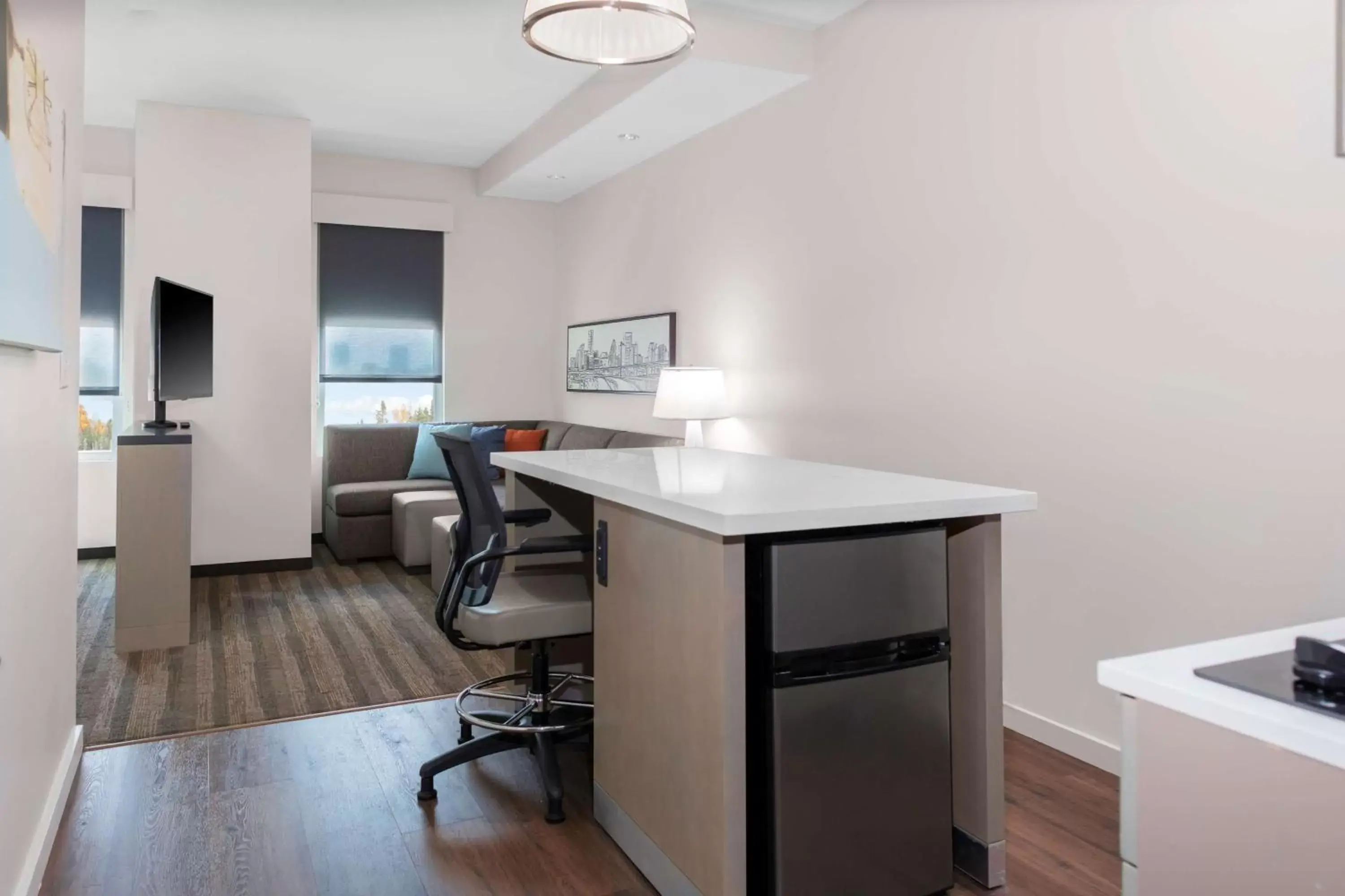 Photo of the whole room, Kitchen/Kitchenette in Hyatt House The Woodlands-Shenandoah