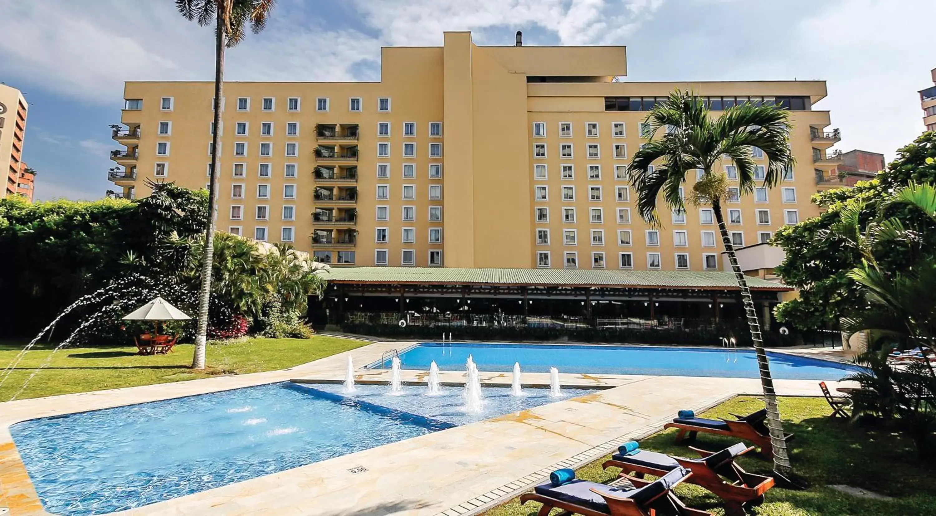 Swimming pool, Property Building in Hotel Intercontinental Cali, an IHG Hotel