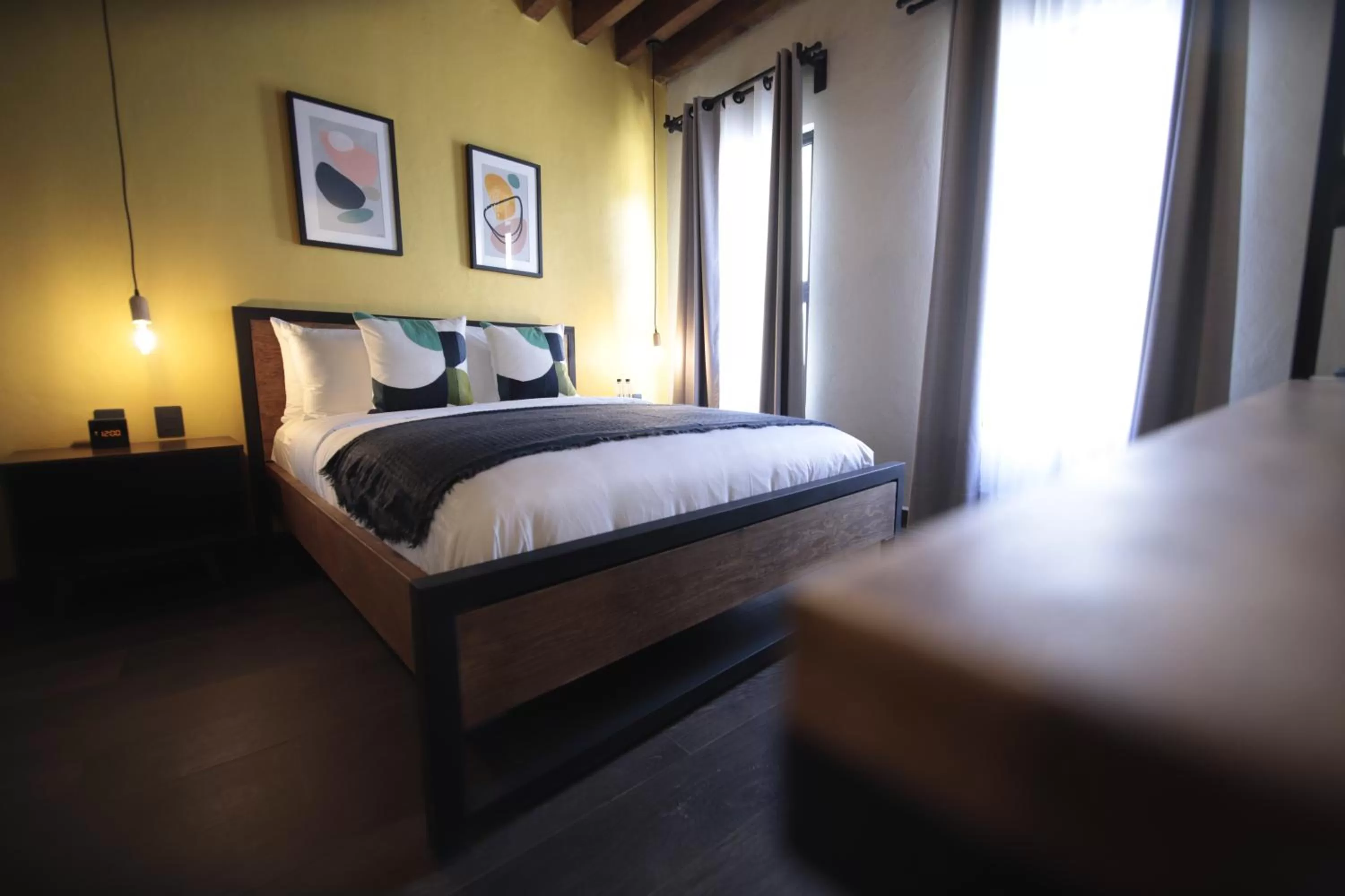 Bed in Antigua Trece Hotel Fusión