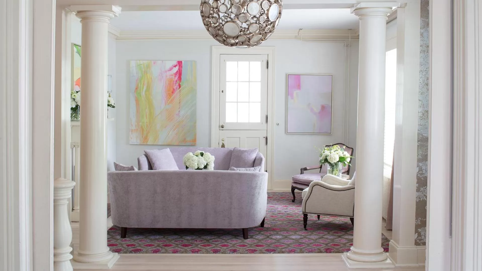 Seating area in 33 Main