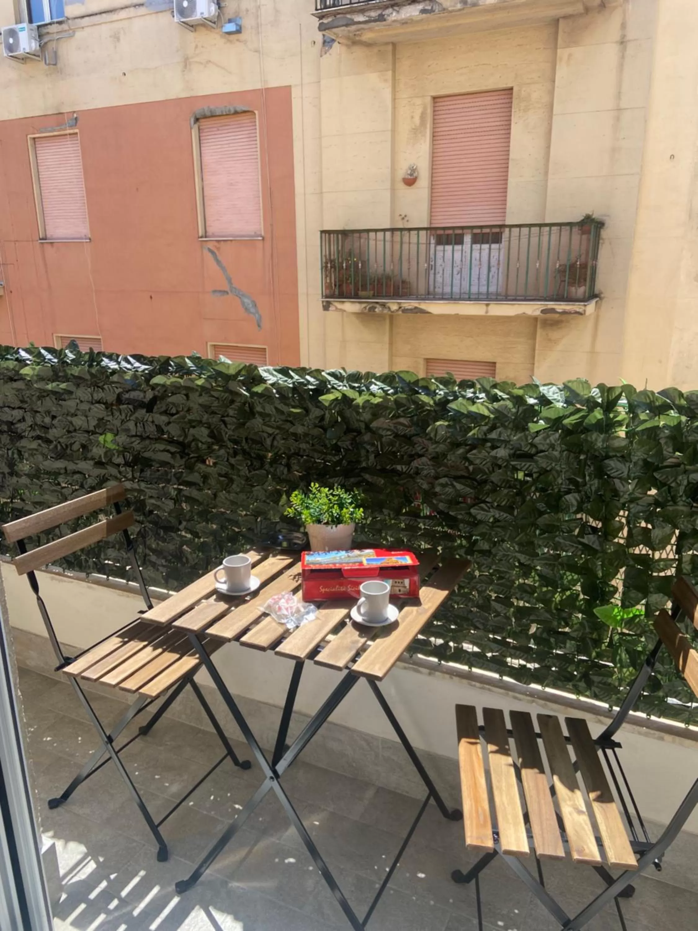 Balcony/Terrace in Maqueda Suites
