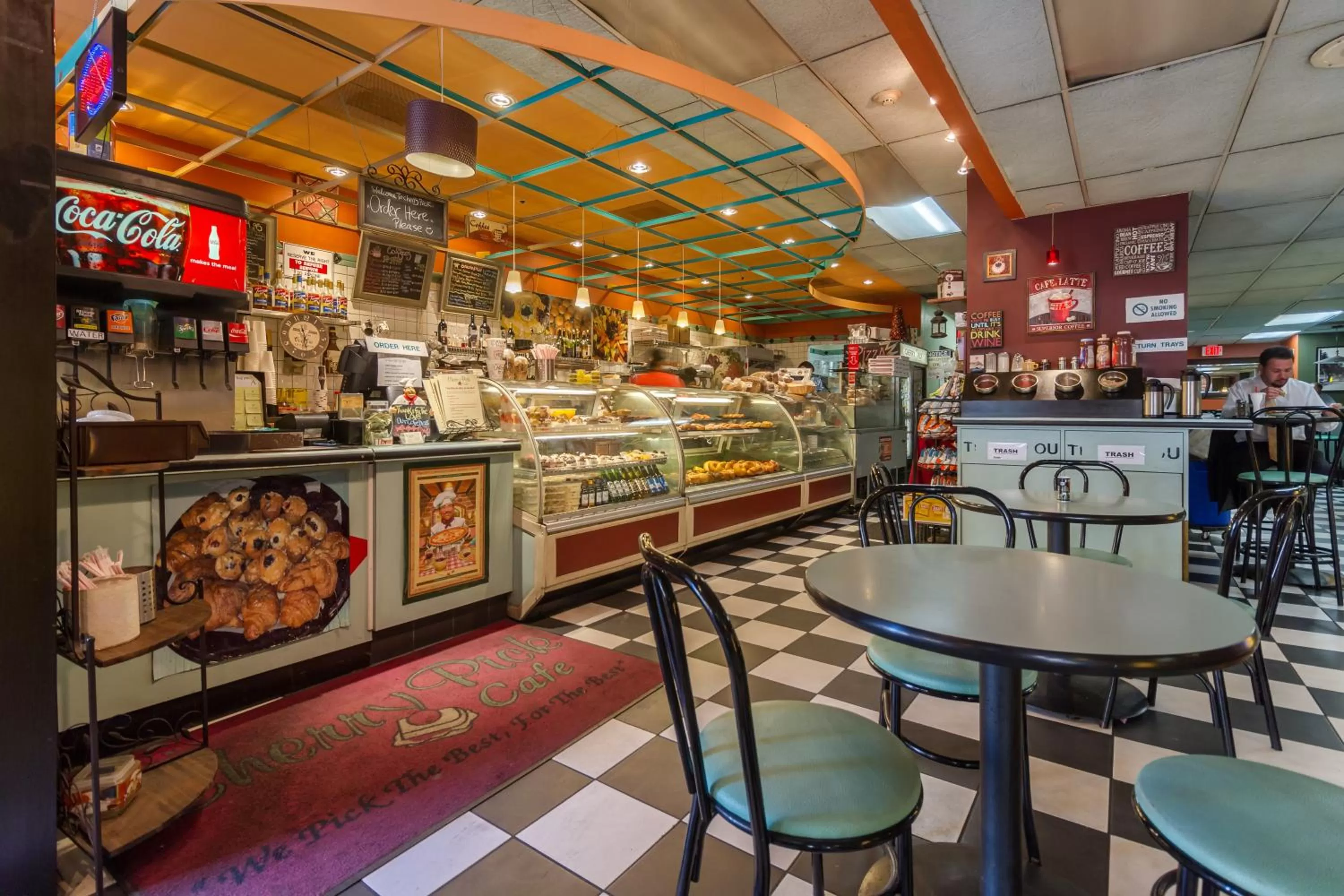 Food and drinks in Kawada Hotel